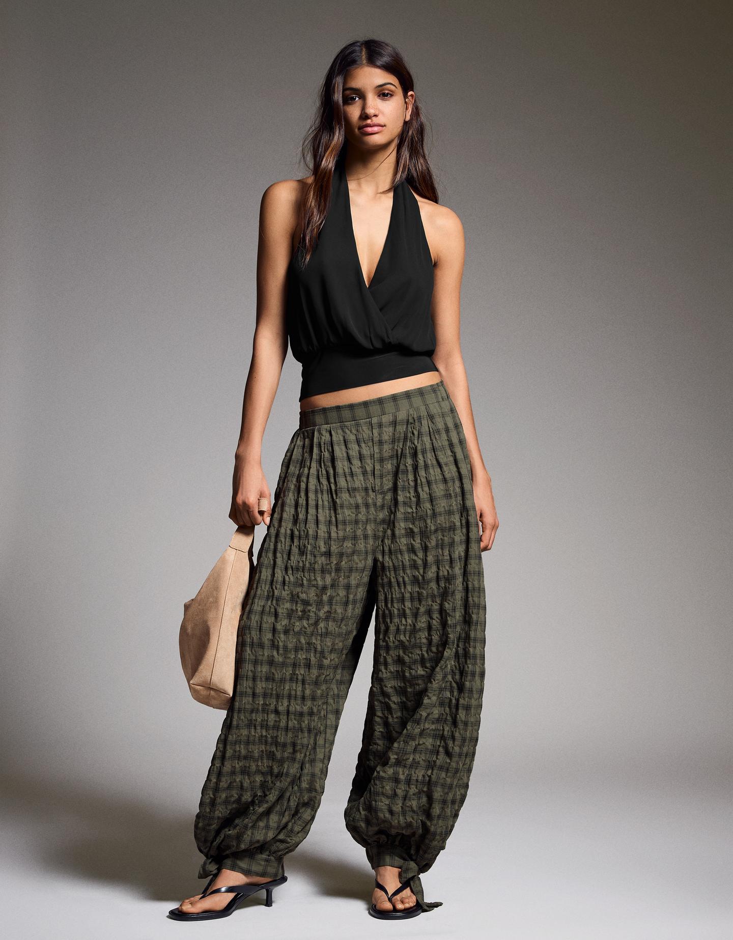Bershka spodnie bloomer ze stoperami khaki