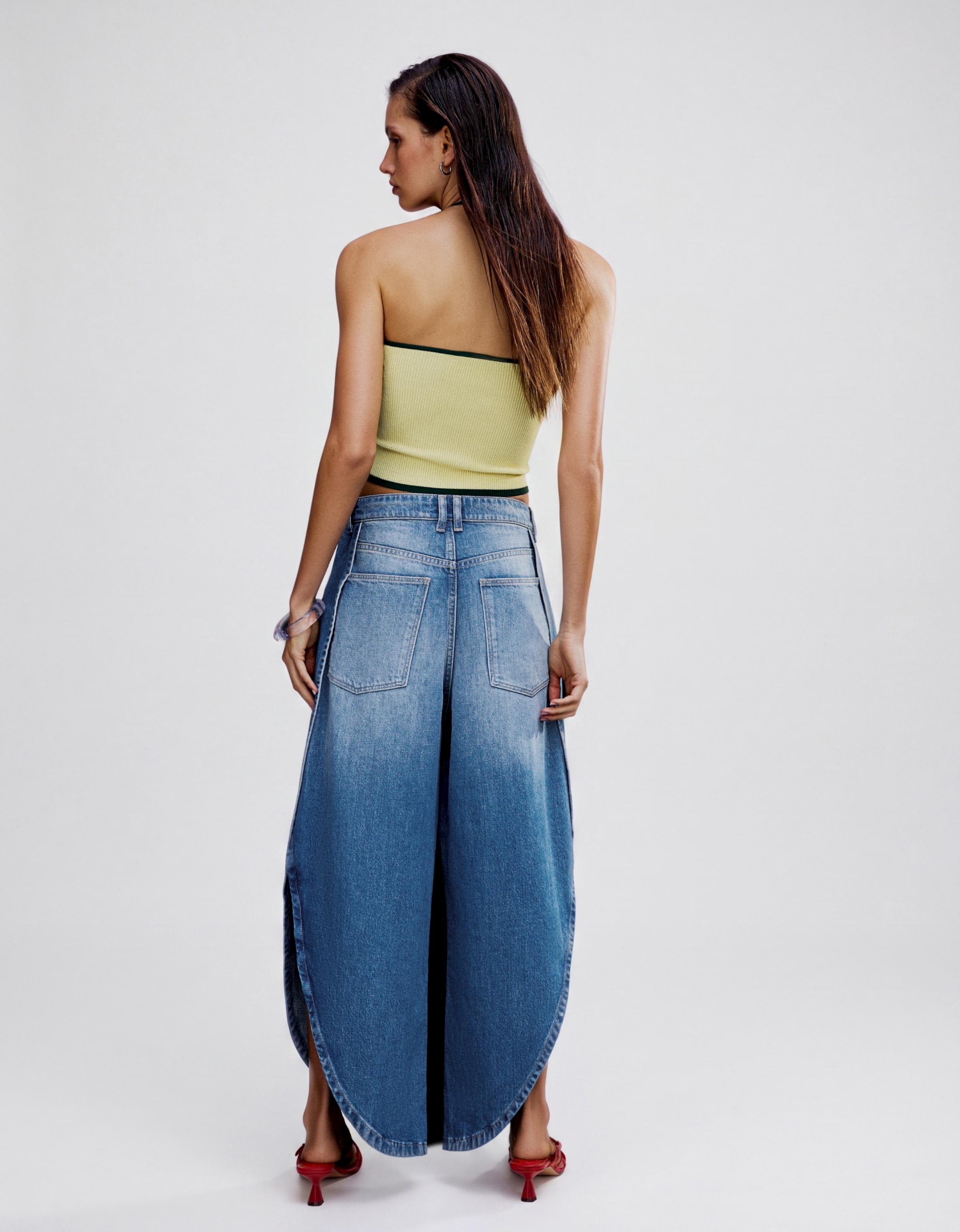 Wide-leg jeans with side split — Light blue