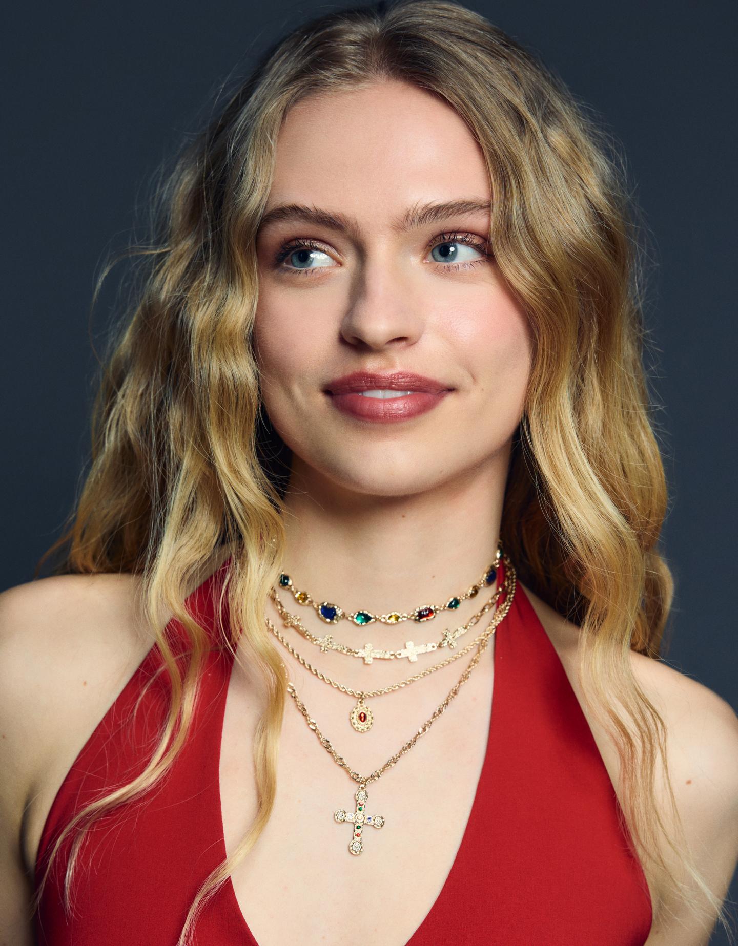Bershka komplet 4 naszyjników z zawieszkami złoty