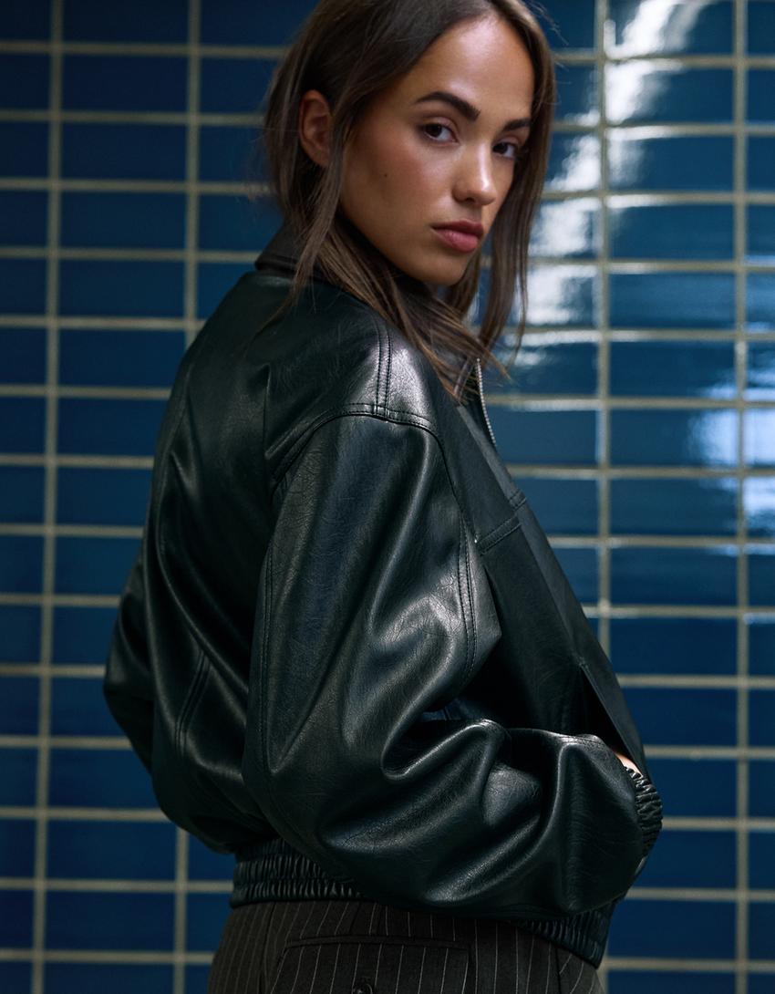 Műbőr dzseki-Fekete