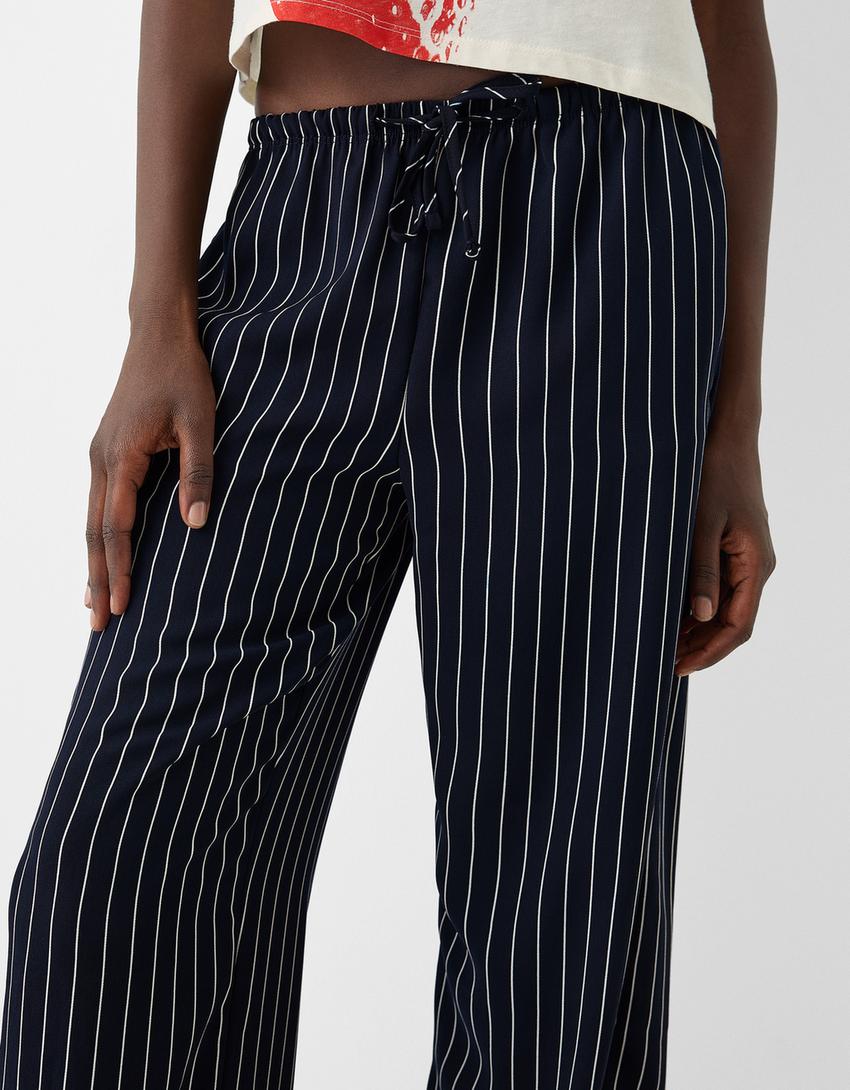 بنطال من مزيج كتان بقصّة مستقيمة وخصر مرن-كحلي-3