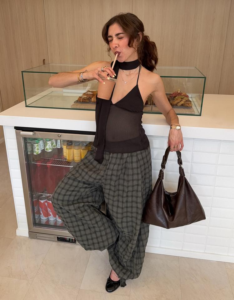 Fular detaylı askılı top