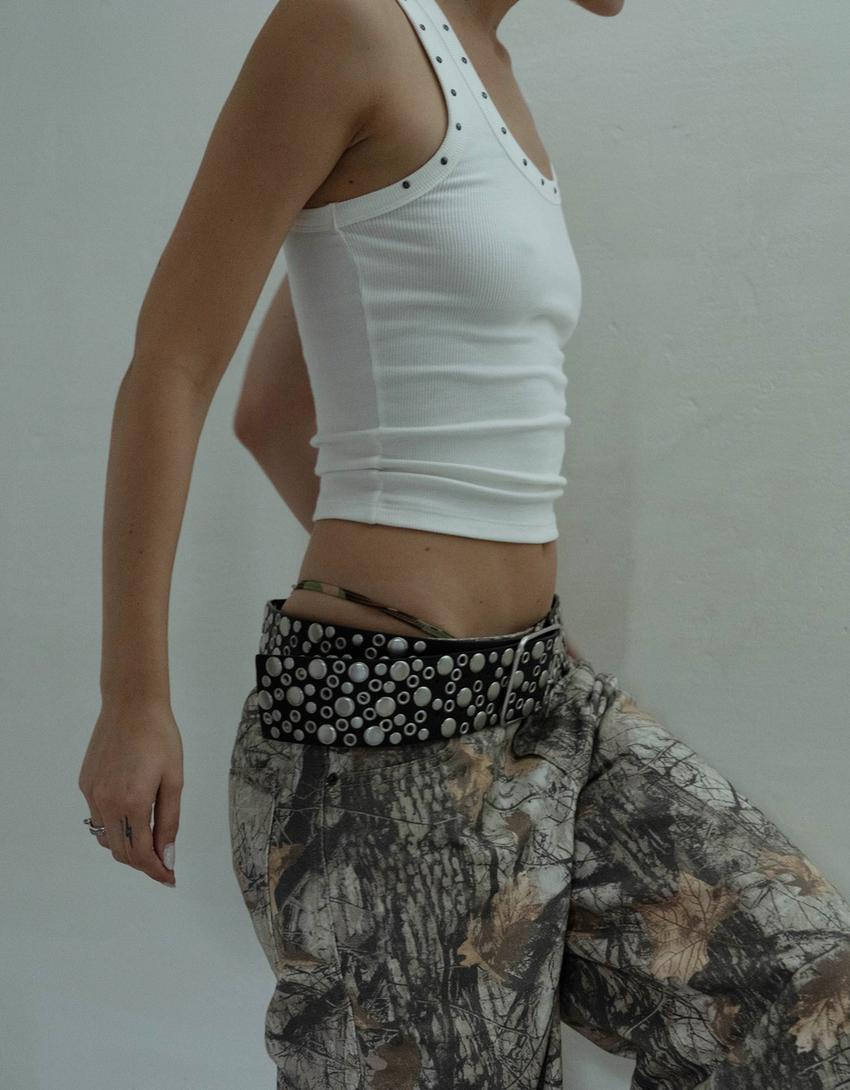 Camiseta sin mangas tachas-Blanco roto-3