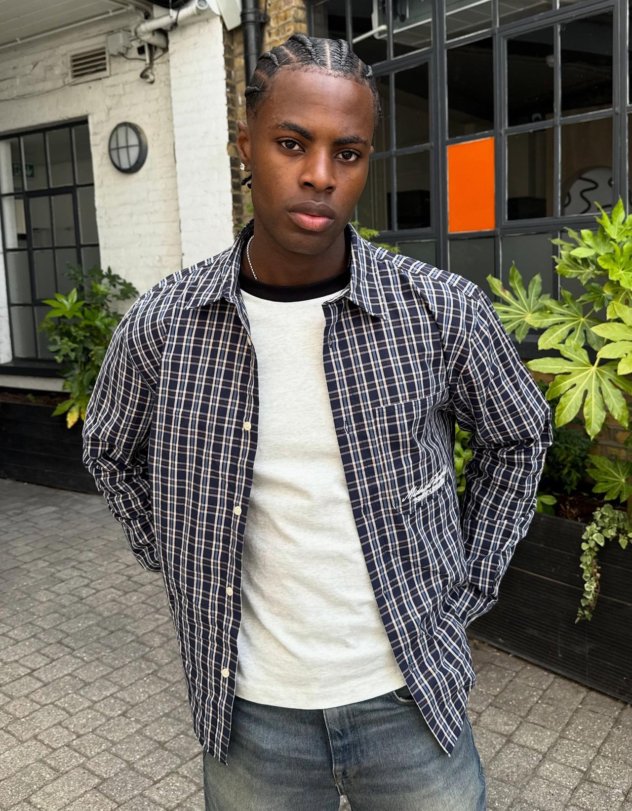 Long sleeve embroidered check shirt — Navy