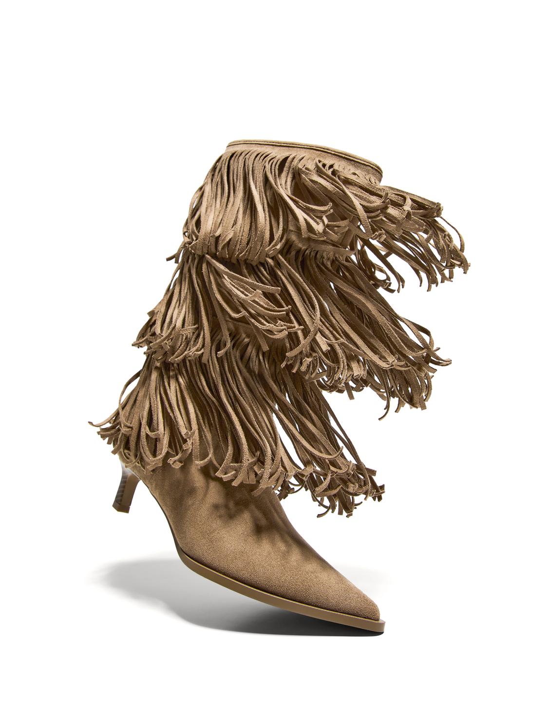 Bota tacão kitten franjas