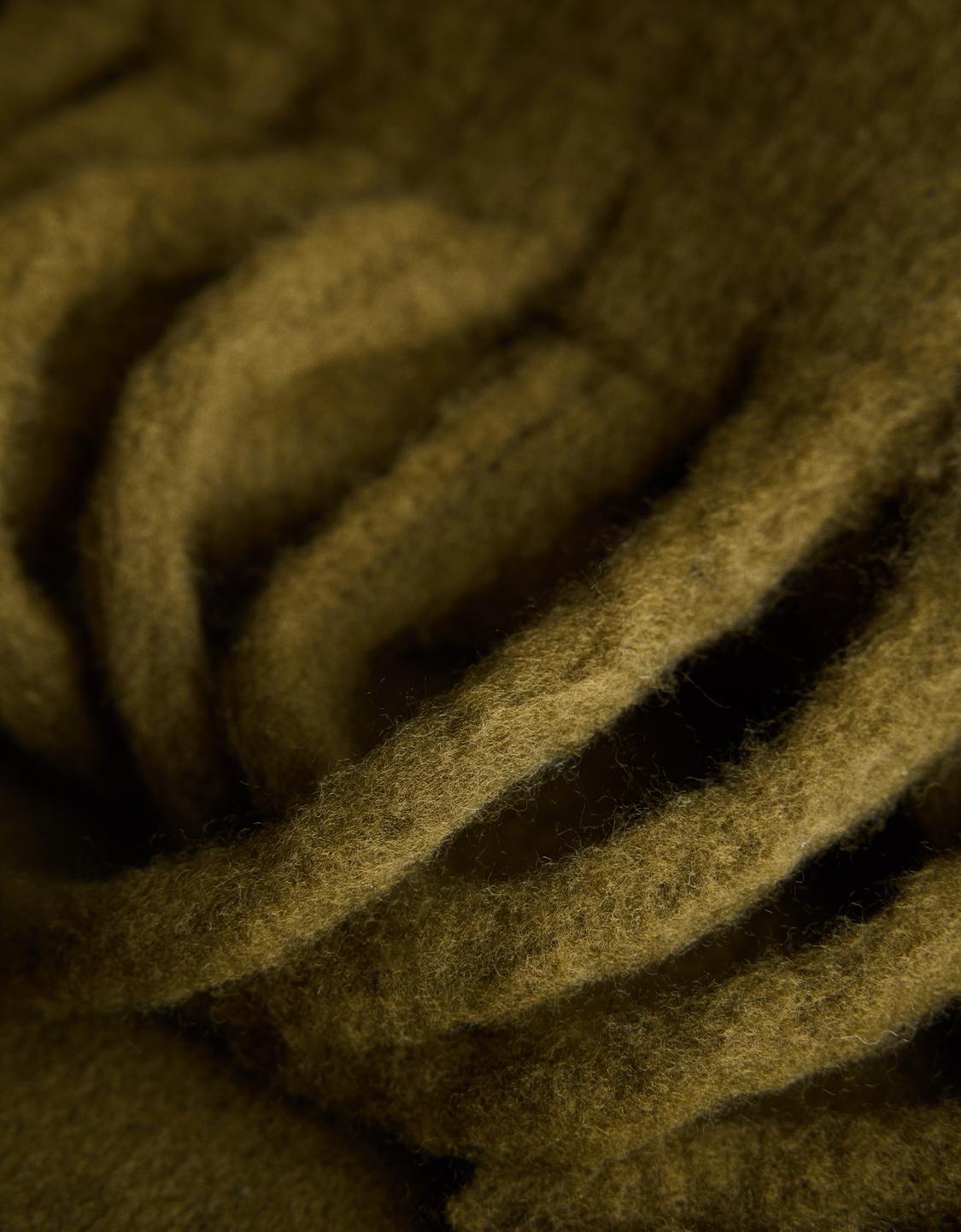 Solid-coloured scarf