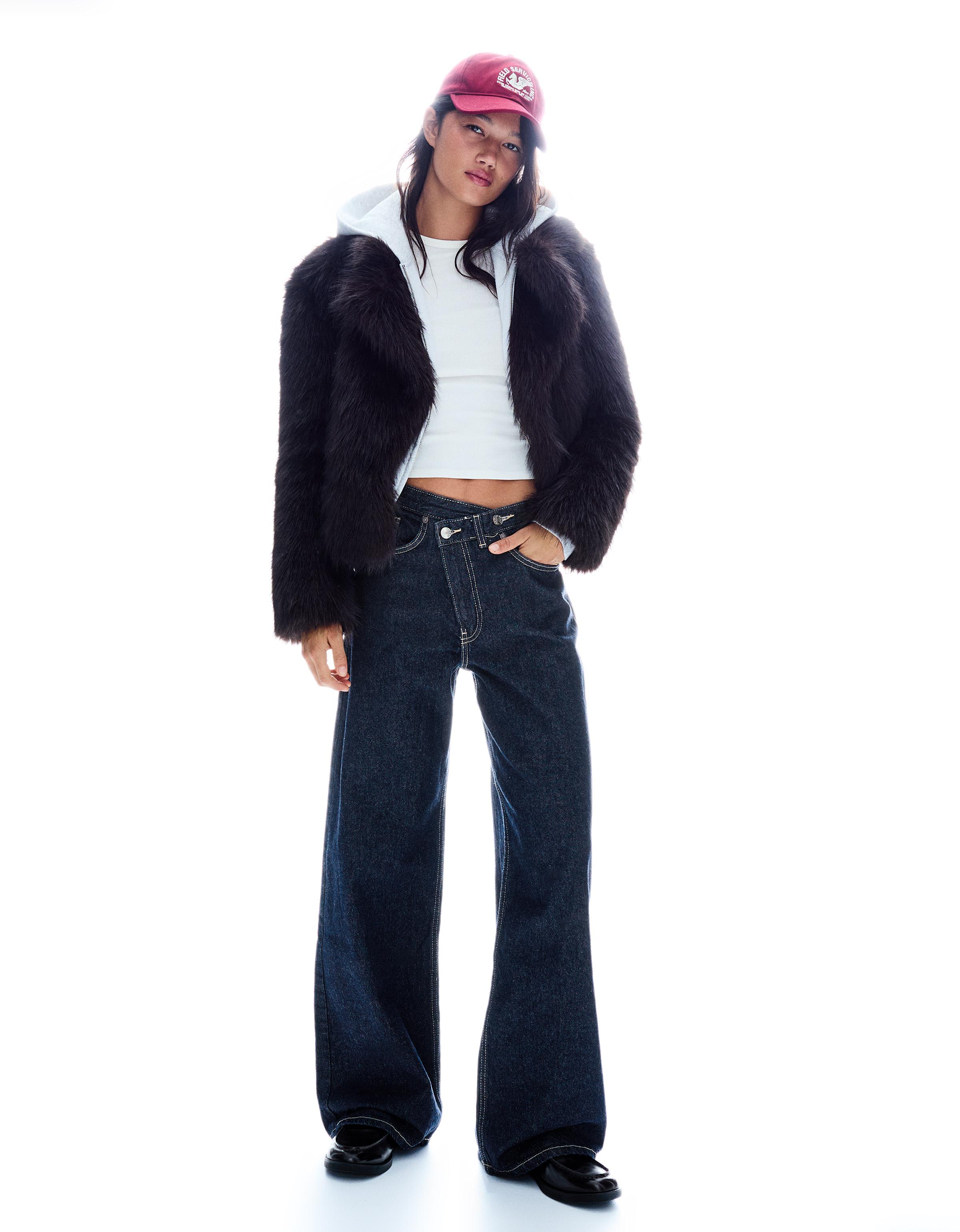 Bershka Jeans Mit Weitem Bein, Hohem Bund Und Überkreuzter Taille Damen 36 Marinenblau