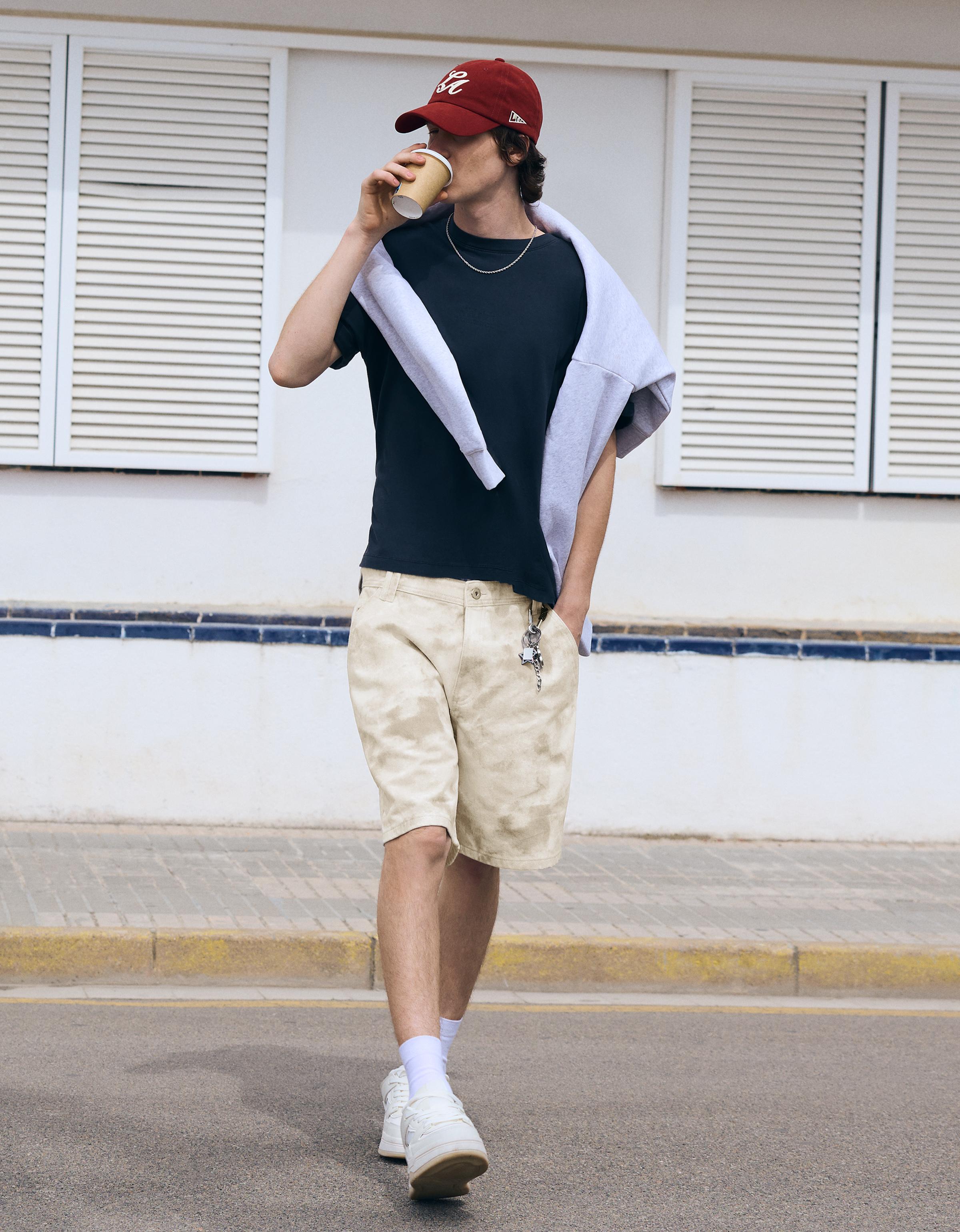 Baggy fit baskılı bermuda - Görsel 45