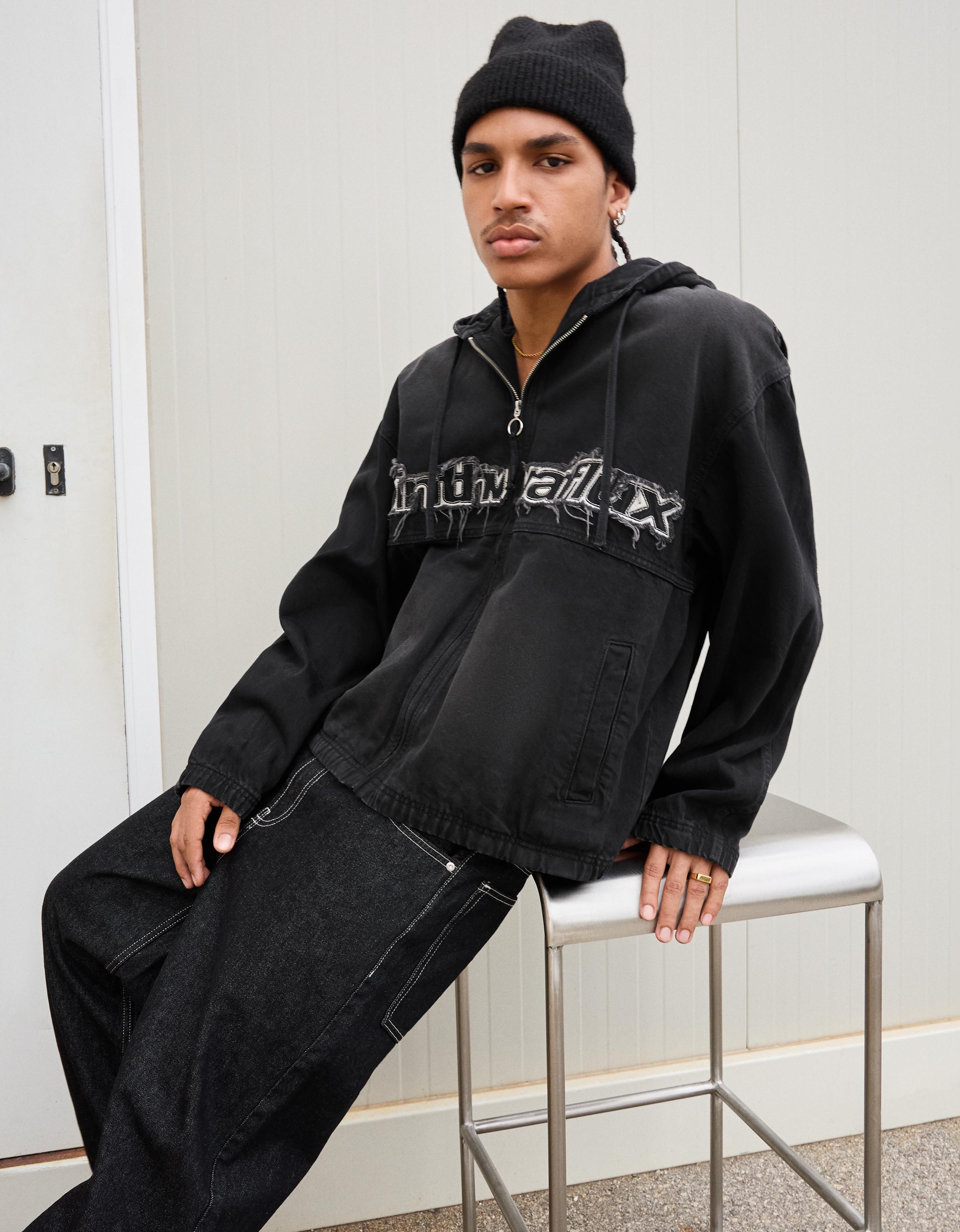 Bershka Jeansjacke Mit Reißverschluss Und Stickerei Herren S Schwarz