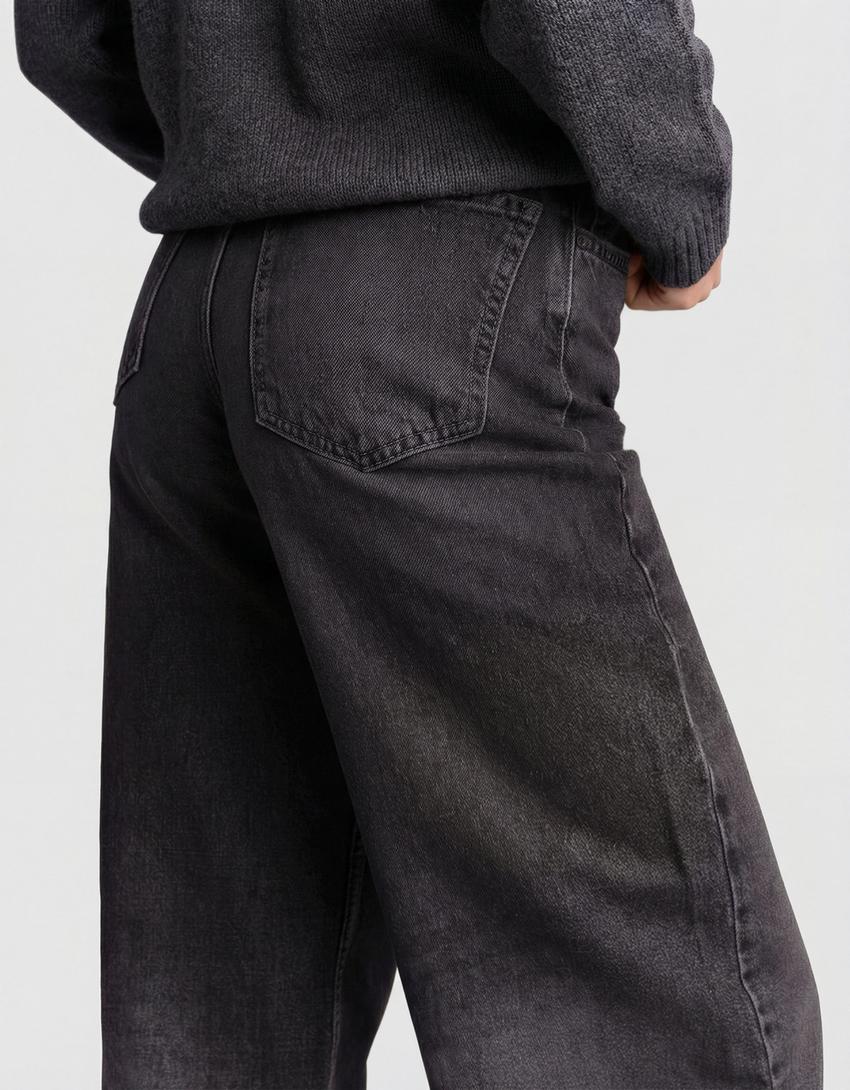 High-waist barrel-leg jeans-Black