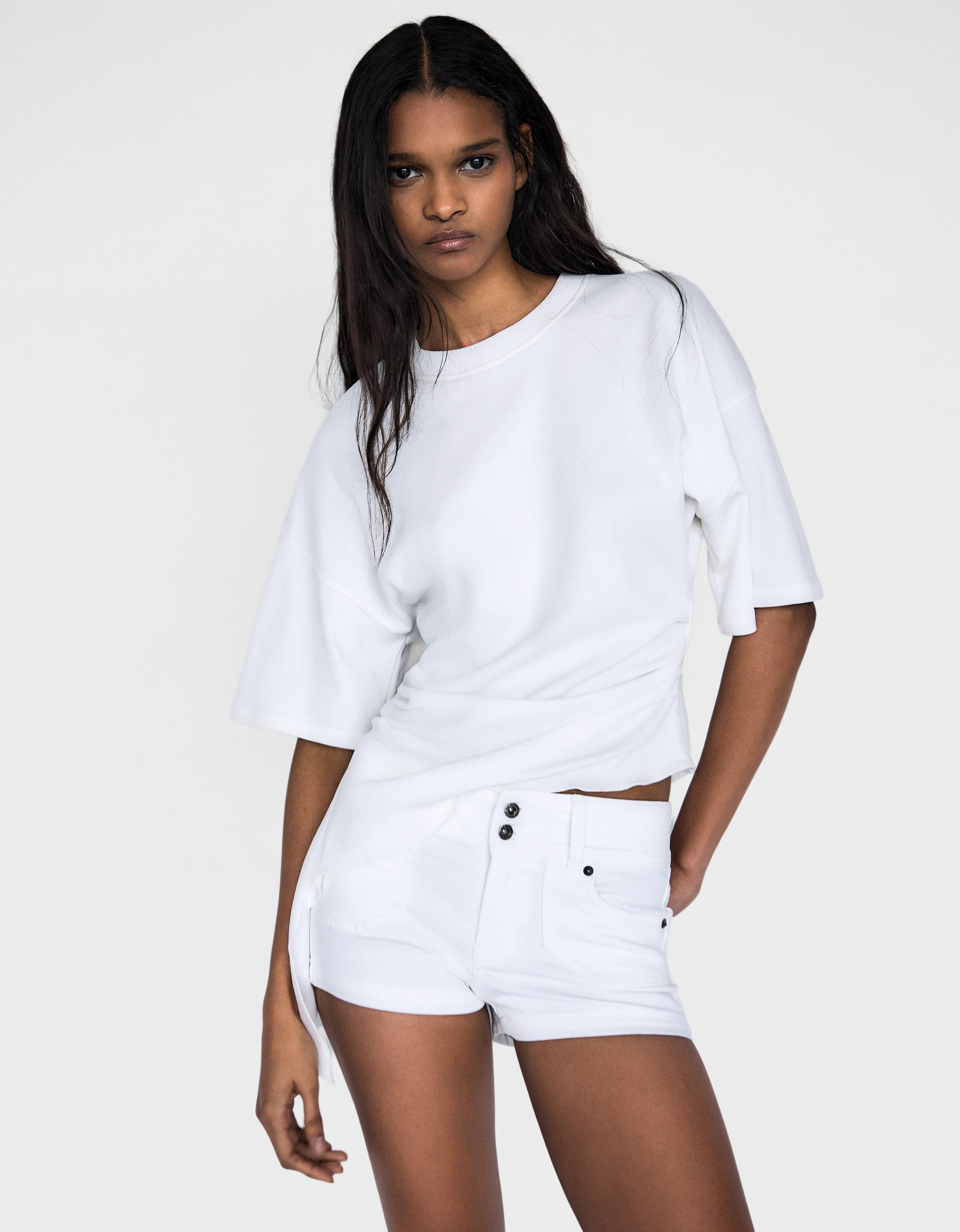 İşlemeli mini denim şort - Görsel 27