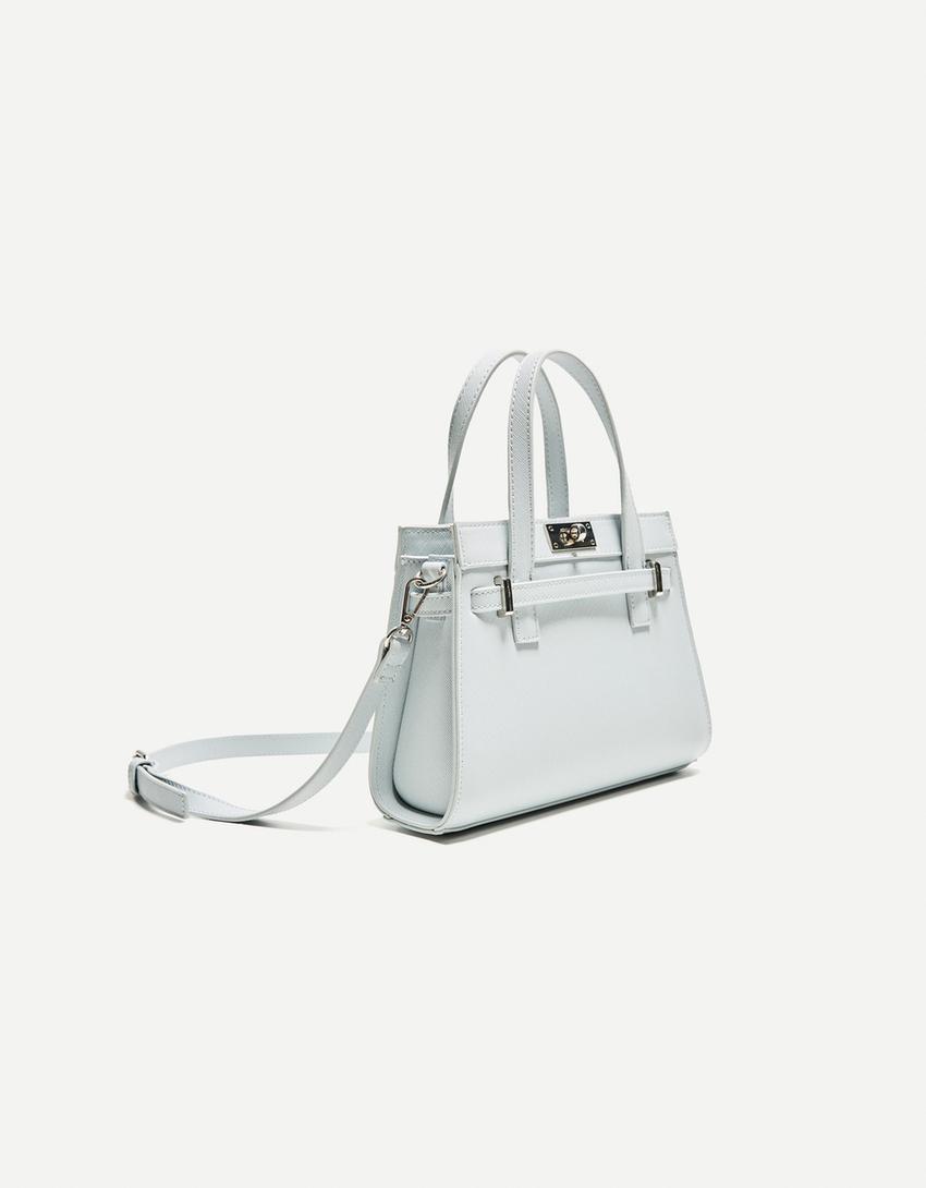 Textured minaudière-Washed out blue