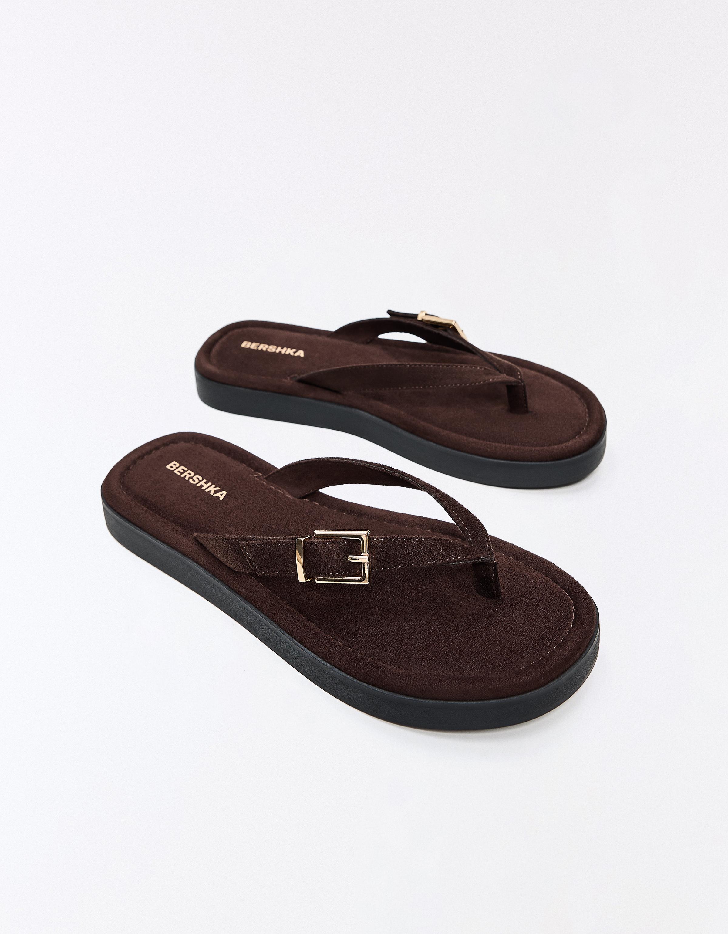 Flat thong sandals with buckle — Brown