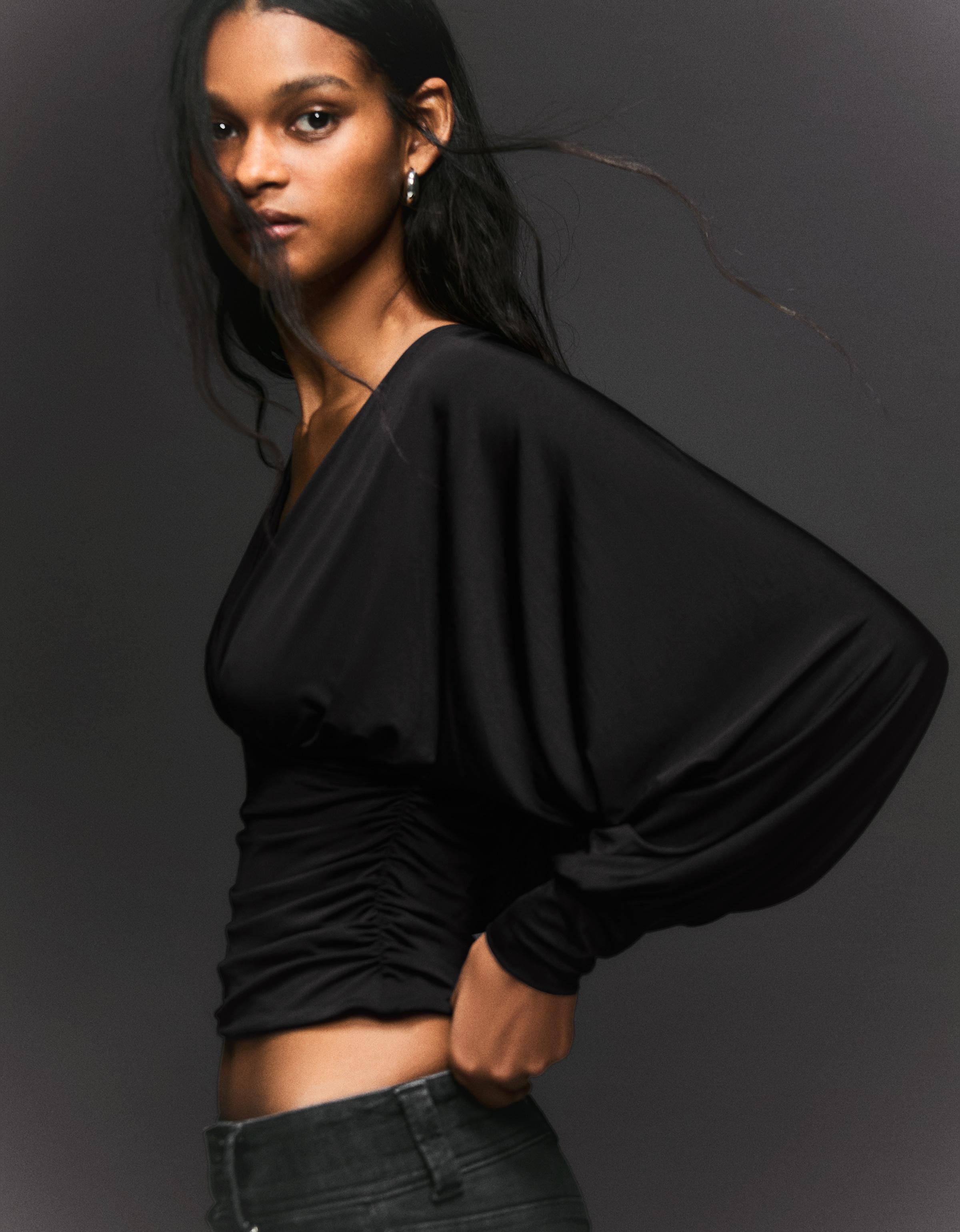 Uzun kollu büzgülü top - Görsel 44