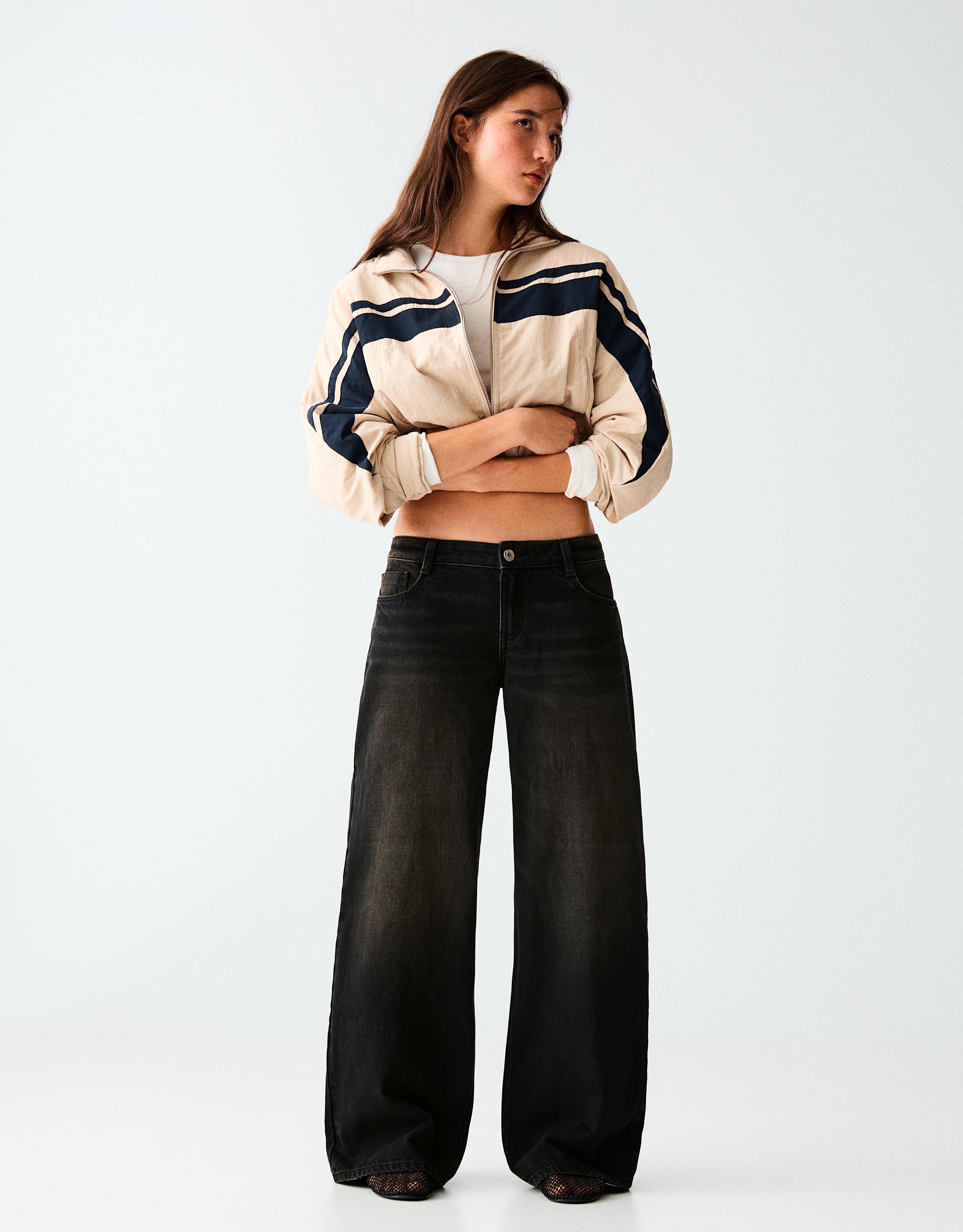 Low-rise wide-leg jeans — Black