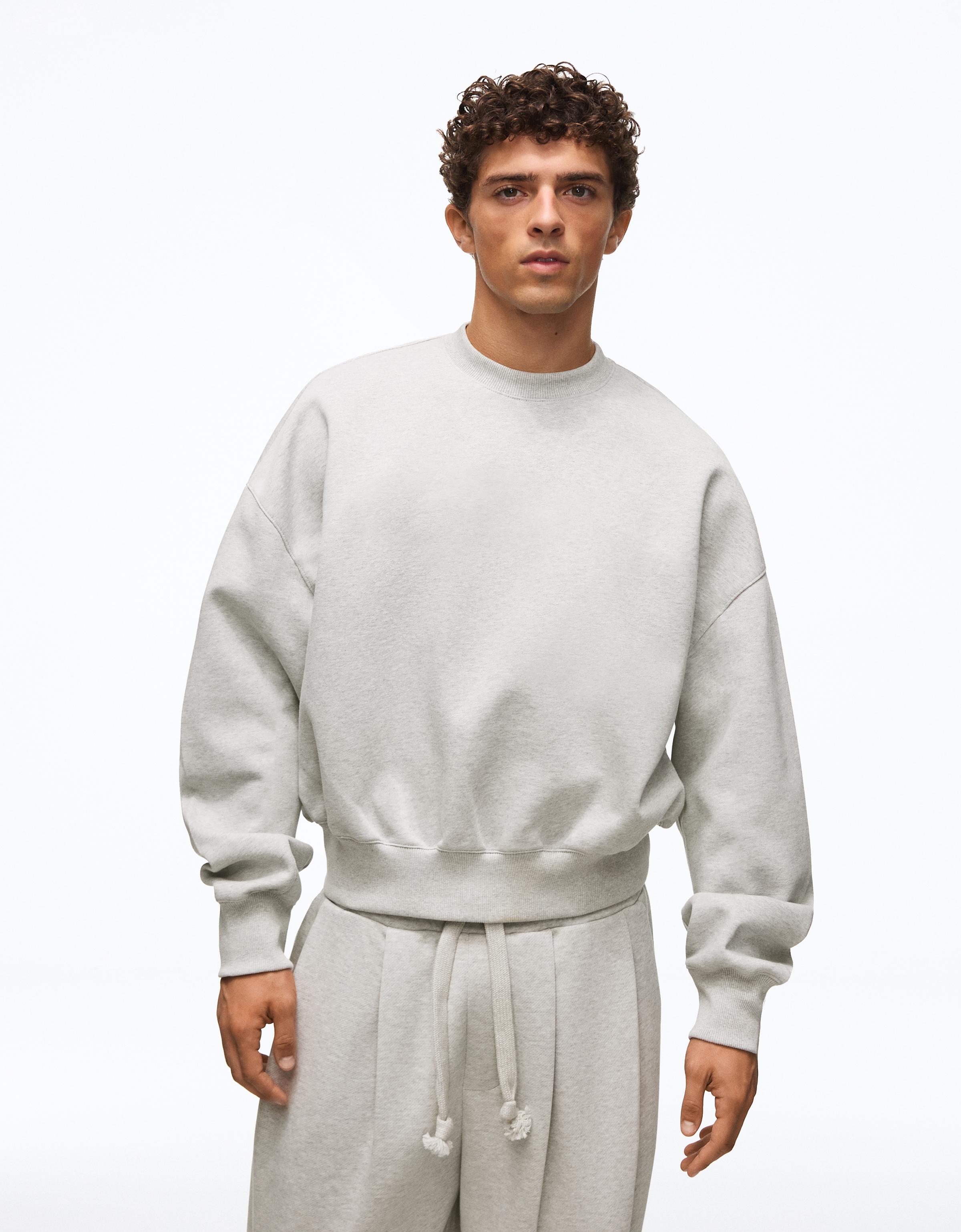 Bershka Bluza Z Okrągłym Dekoltem Mężczyzna Szary