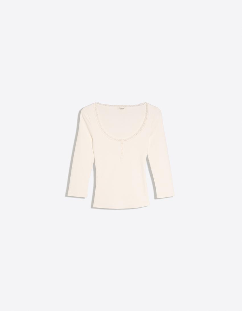 Lace V-neck long sleeve T-shirt-Off white