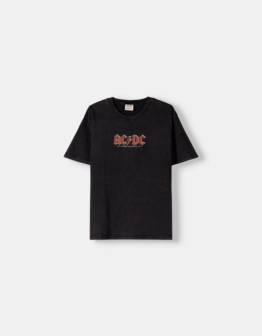 Faded short sleeve AC/DC print T-shirt - Men | Bershka