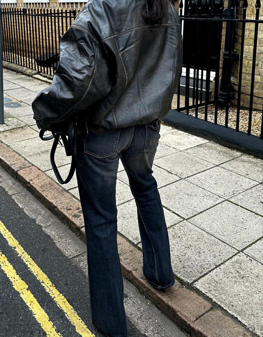 Boot-cut jeans with flaps-Black