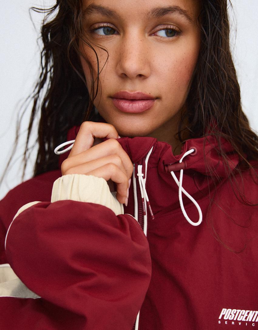 Blouson coupe-vent capuche-Rouge