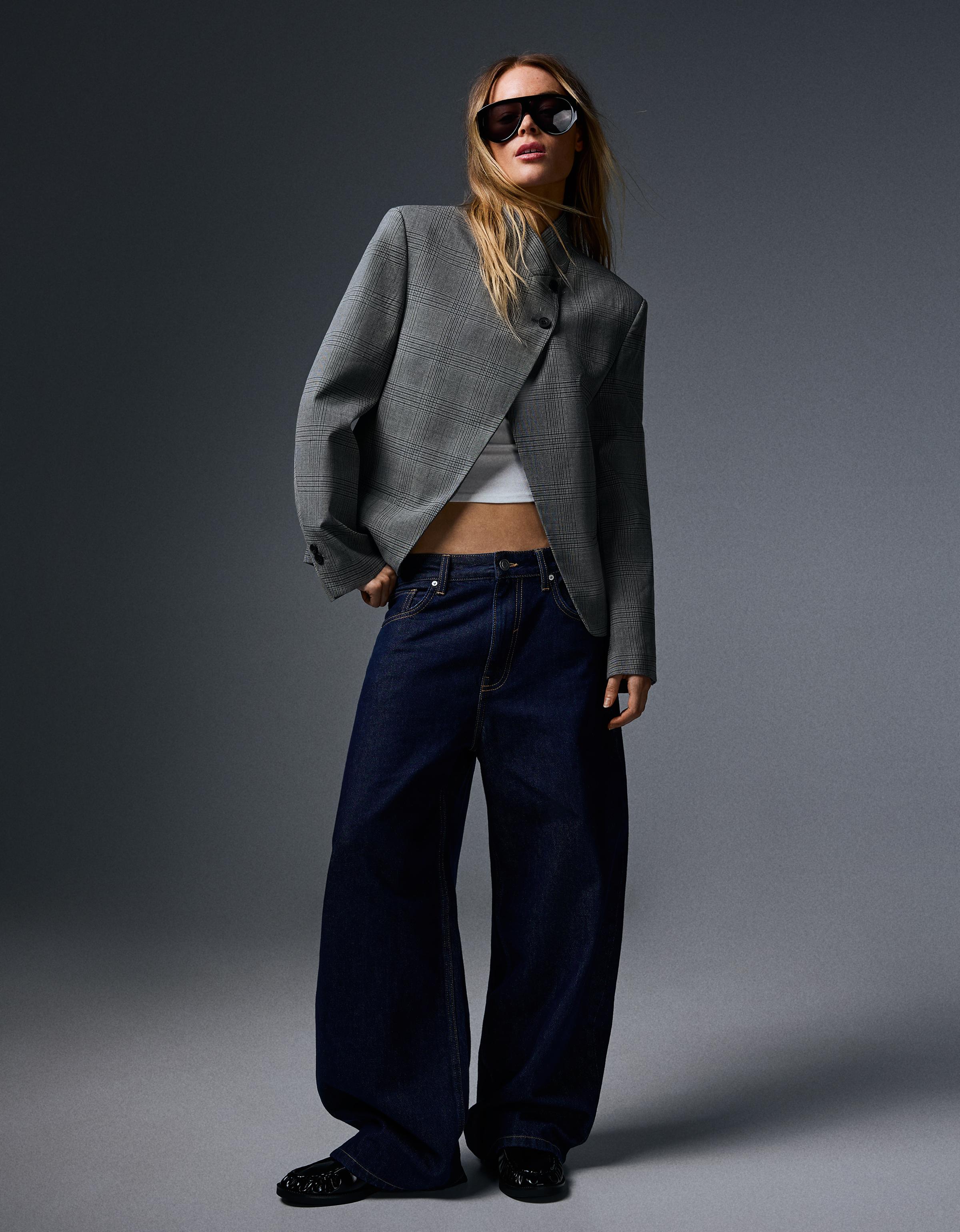 Double-breasted button-up blazer — Grey