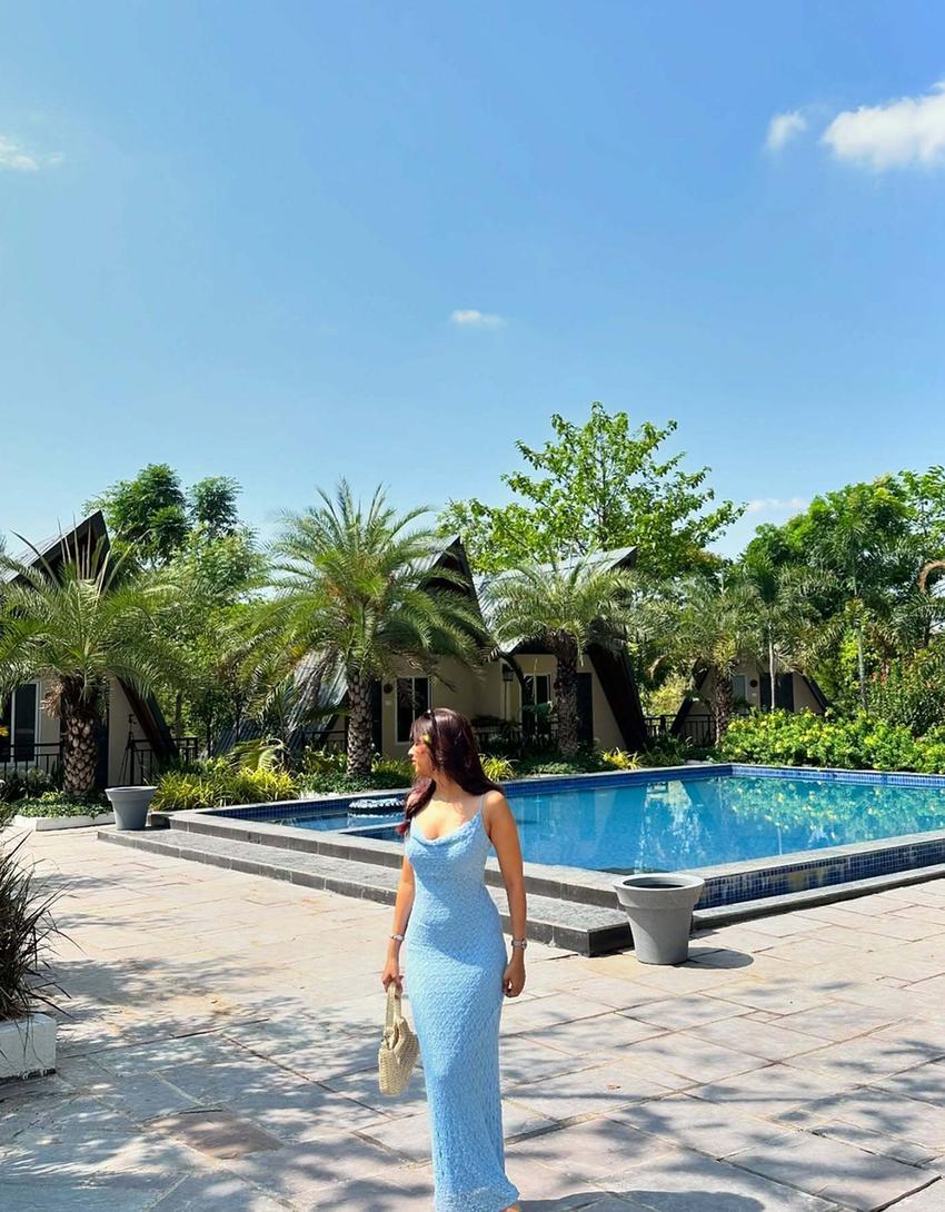 Vestido midi blonda encaje-Azul claro
