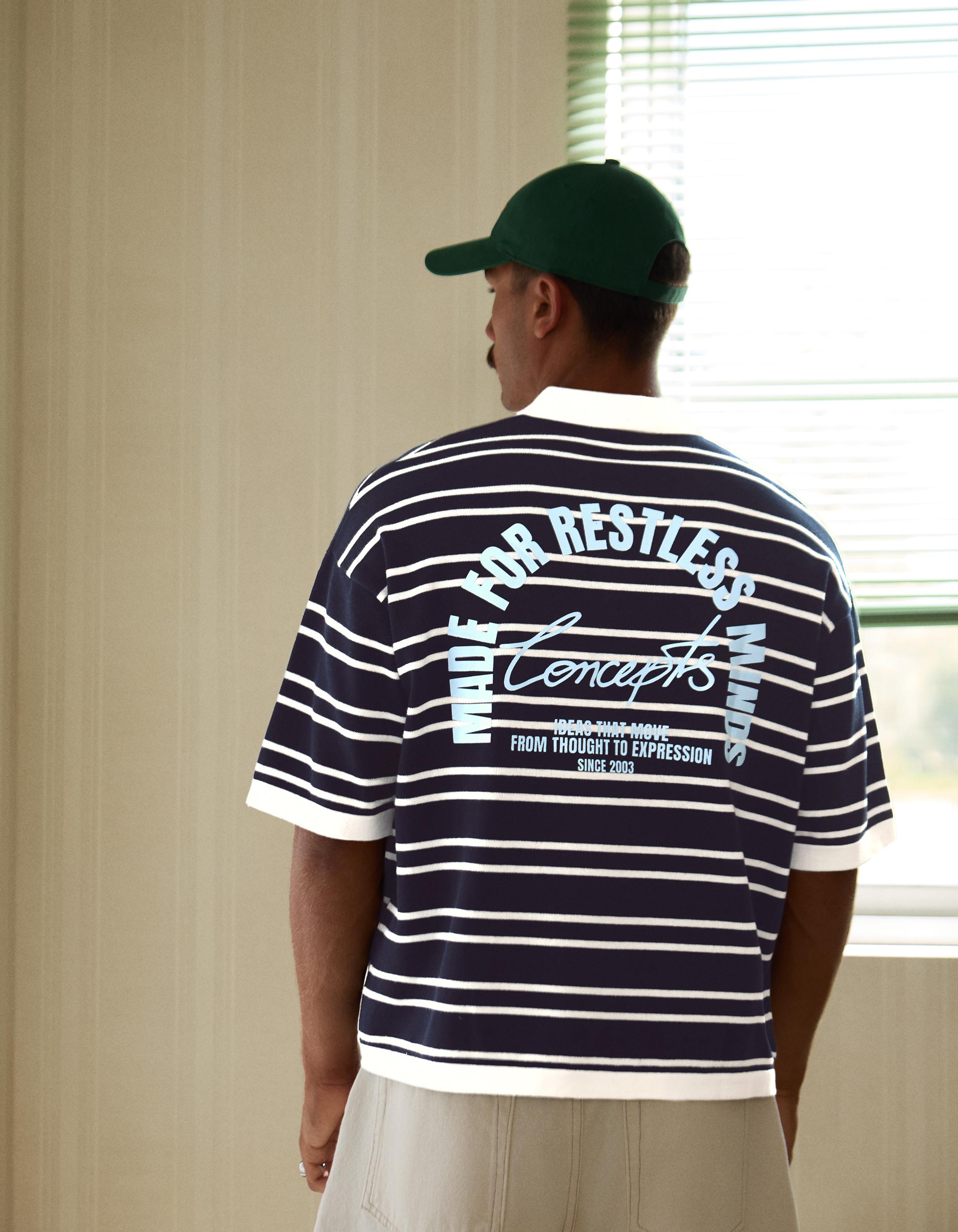 Çizgili grafik polo - Görsel 13