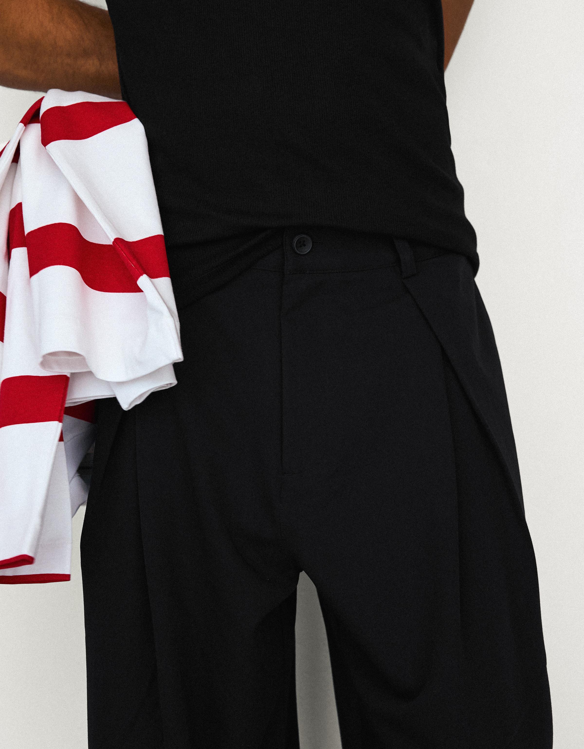 Bershka Pilili baggy pantolon görsel 7