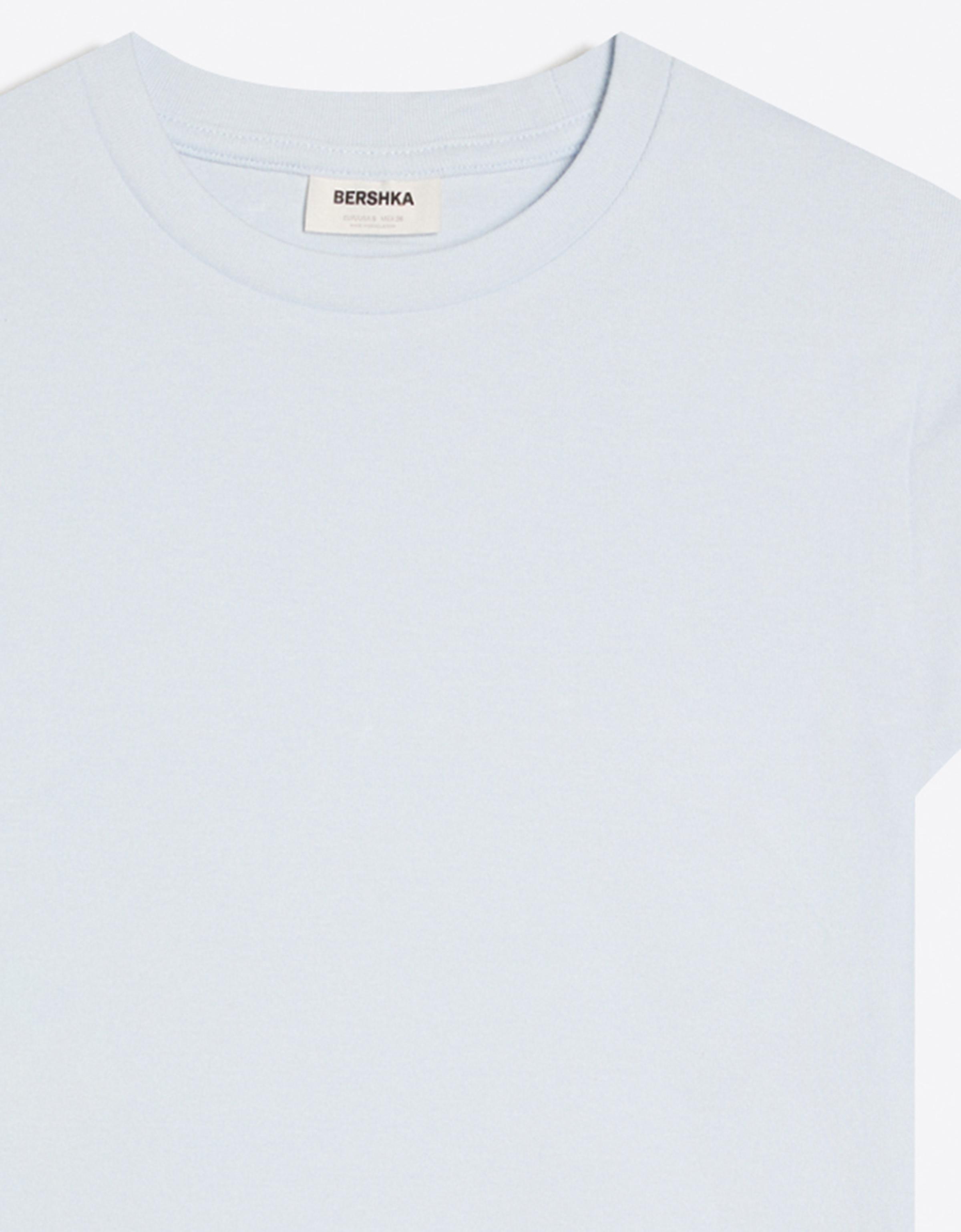 Short sleeve round neck T-shirt — Light blue