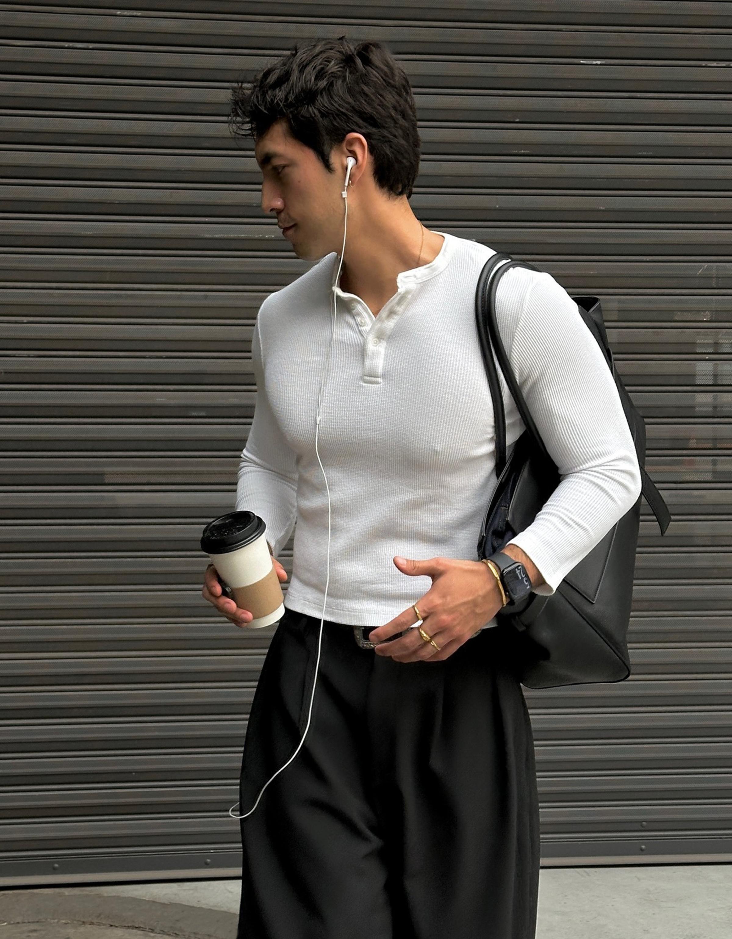 Camiseta Cuello Panadero Slim Fit Waffle Hombre S Blanco Roto