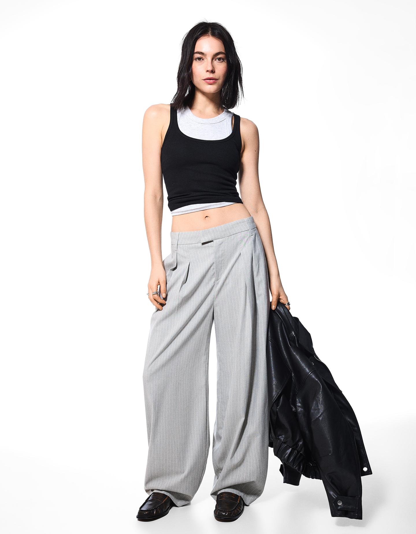 Bershka Tailored-Hose Im Balloon-Fit Damen 32 Dunkelgrau günstig online kaufen