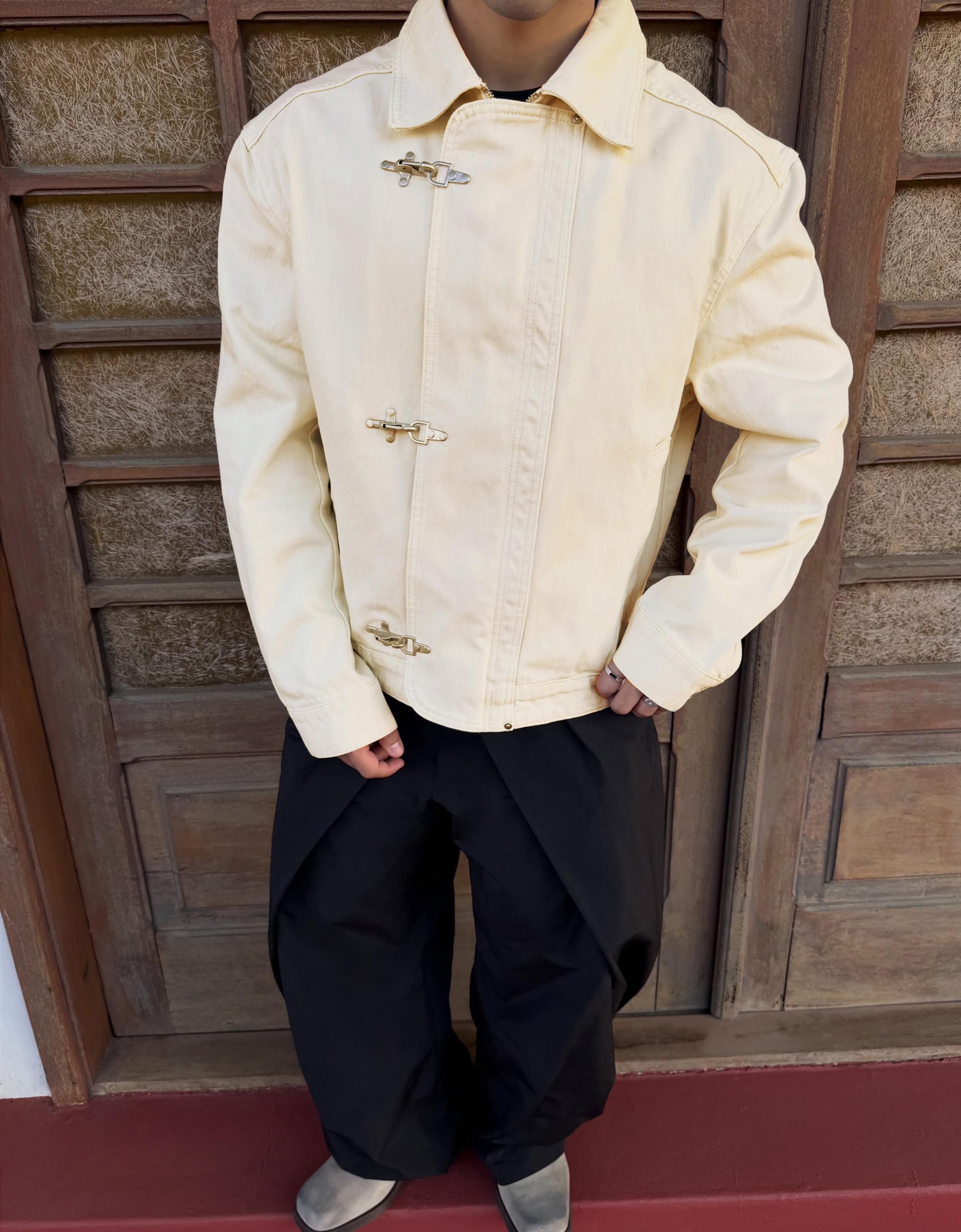 Clasp jacket — Cream