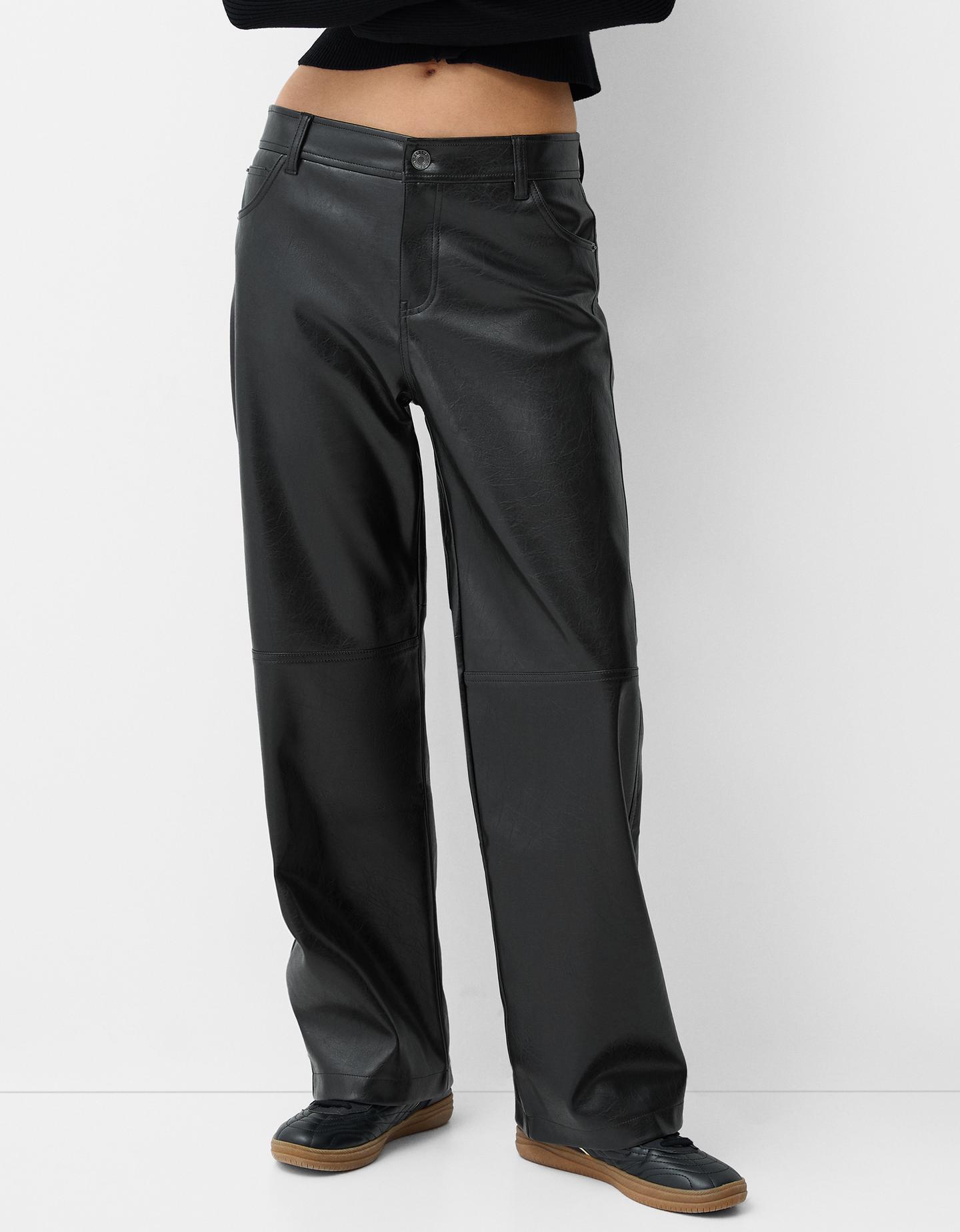 Bershka Straight-Cargohose Aus Kunstleder Damen M Schwarz günstig online kaufen