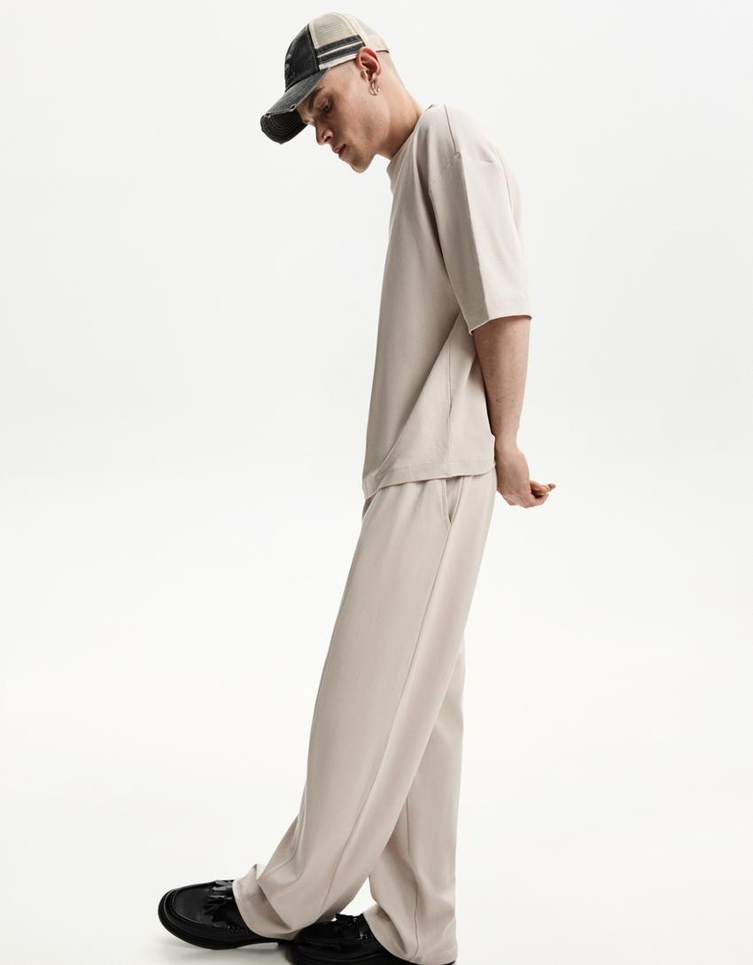 T-shirt and trousers set-T-shirt and trousers set
