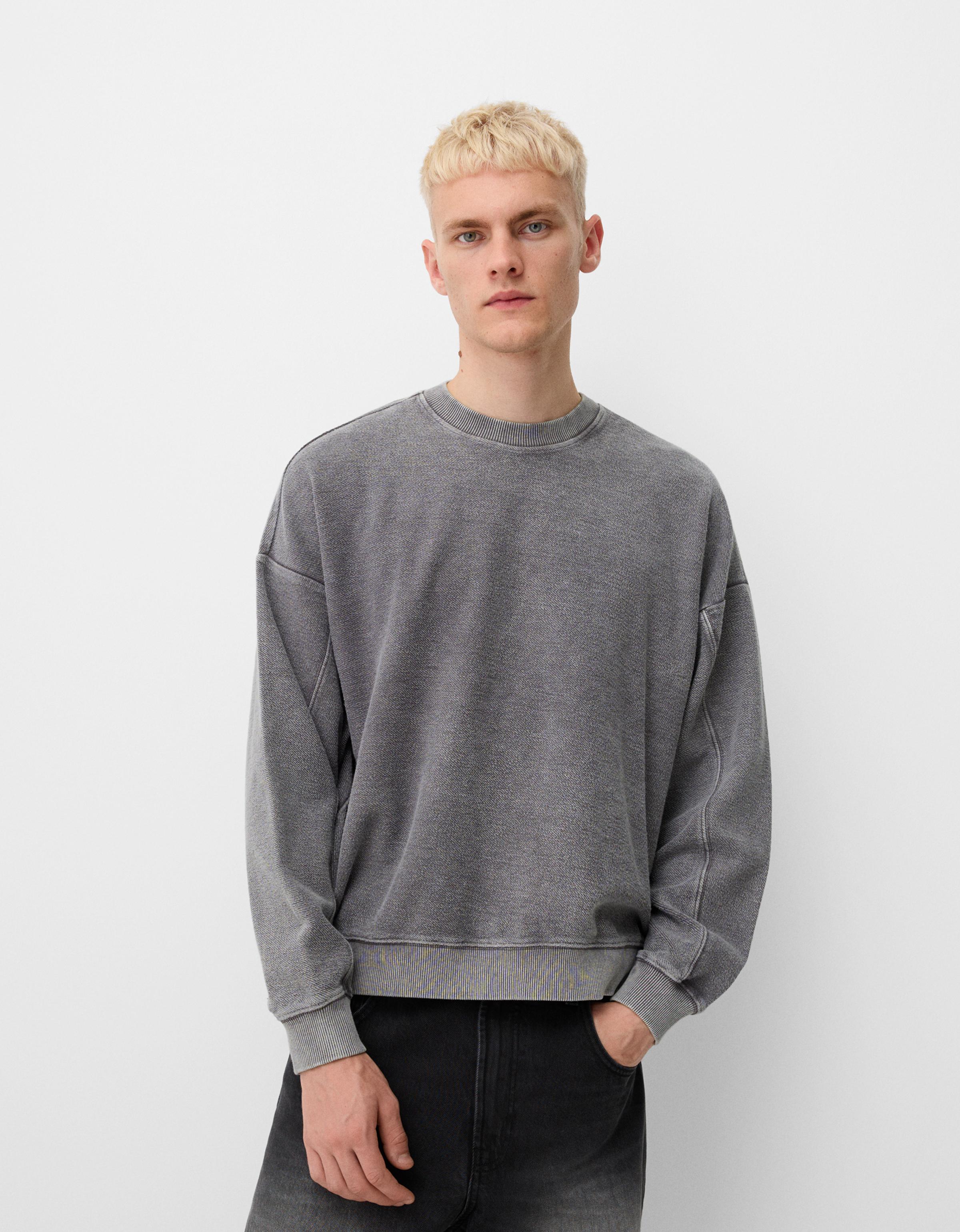 Bershka Sweatshirt Im Washed-Look Mit Langen Ärmeln Herren S Schwarz