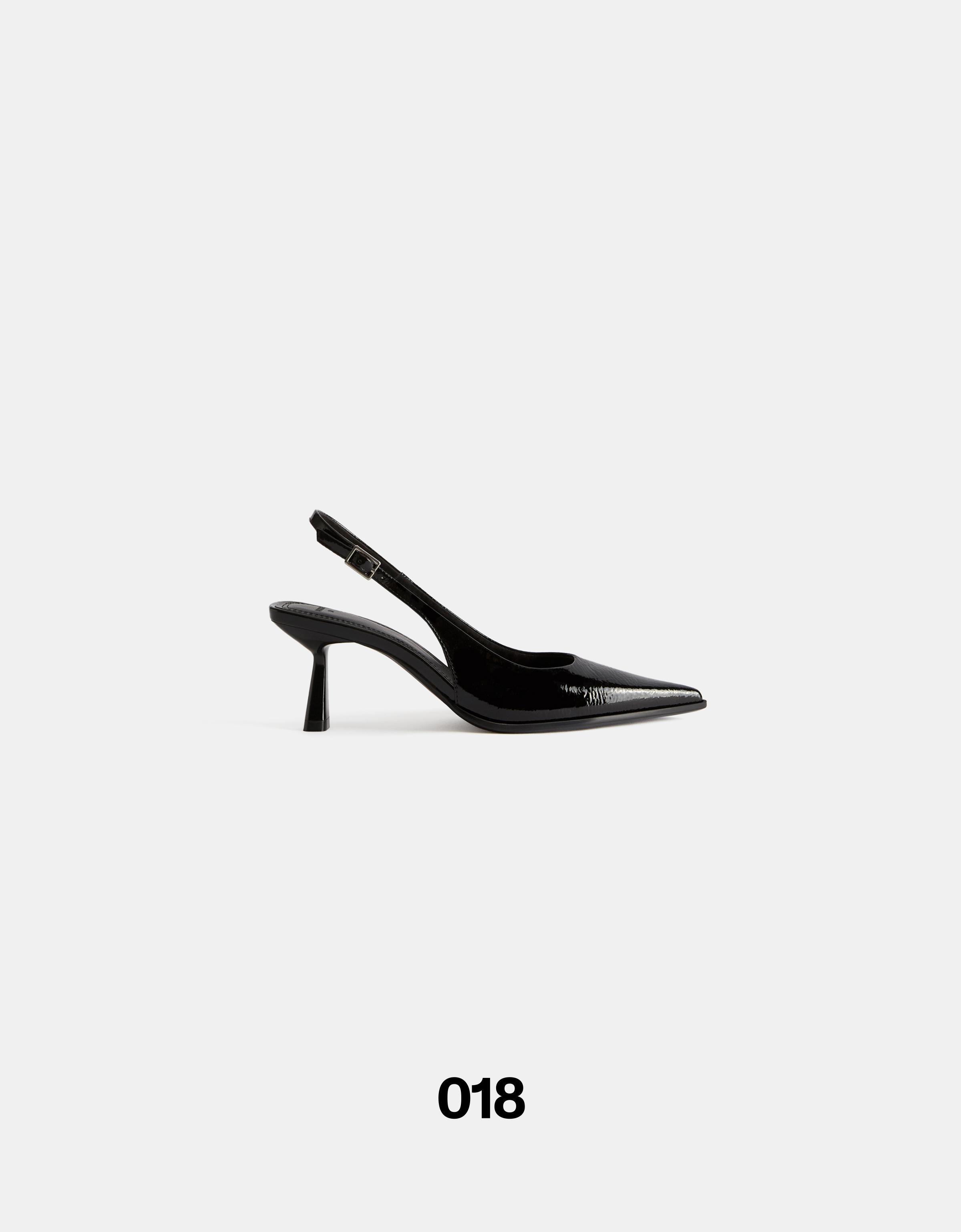 Backless kitten-heel shoes — BLACK