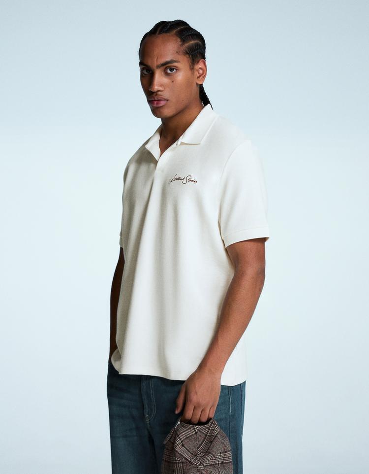 Kısa kollu nakışlı polo