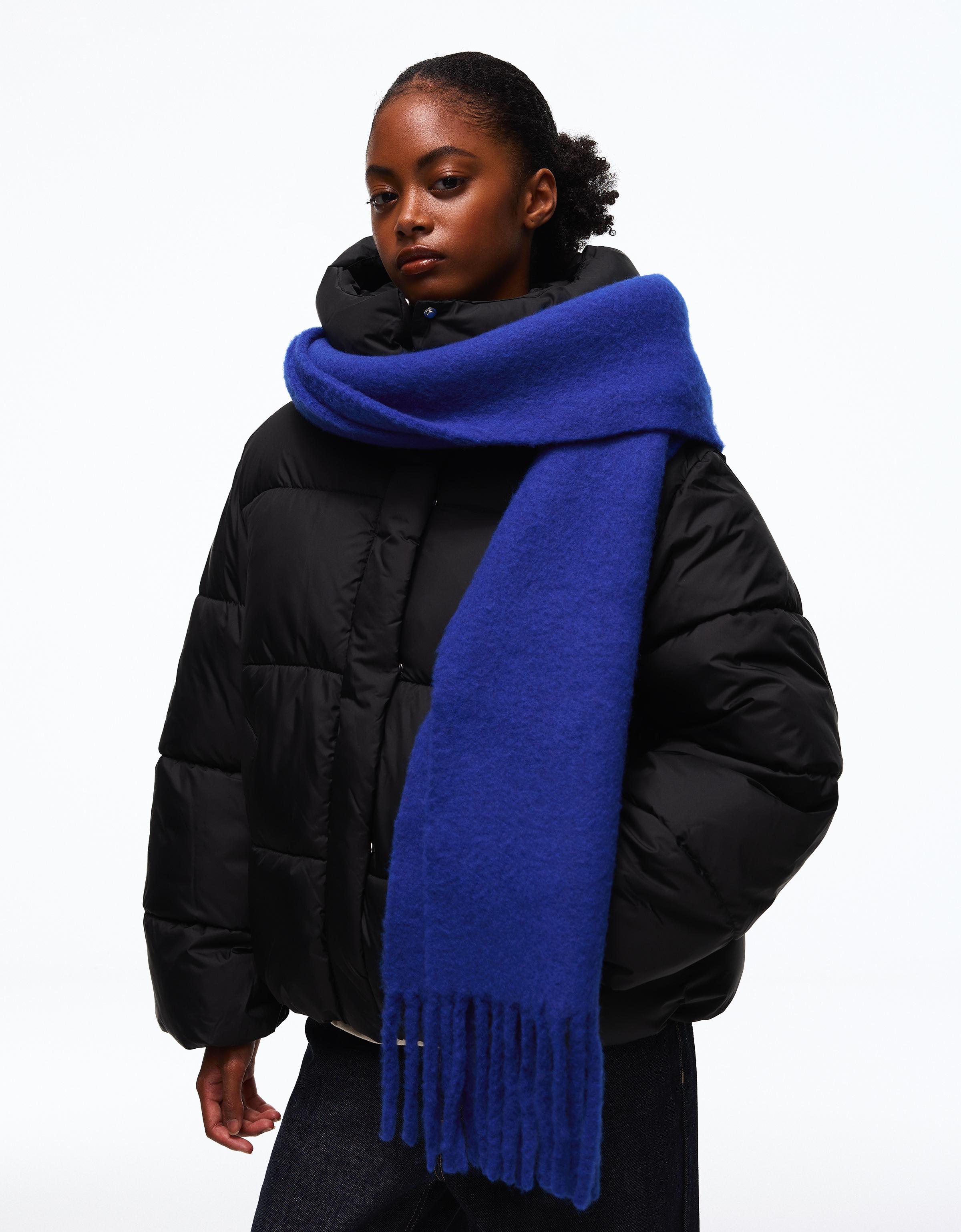Chunky fringed scarf — Electric blue