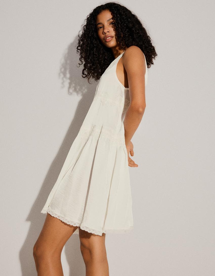 Mini-robe en satin-Écru