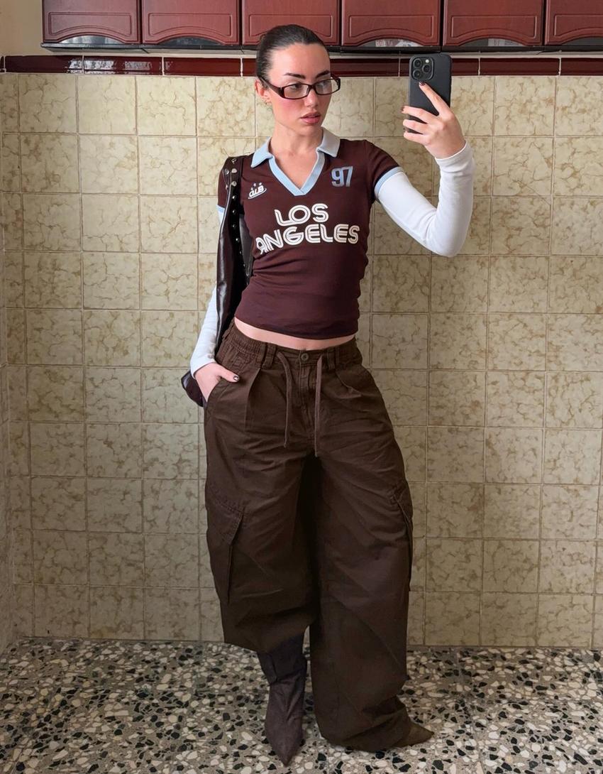 Kaus lengan pendek bergambar dengan kerah polo-Cokelat