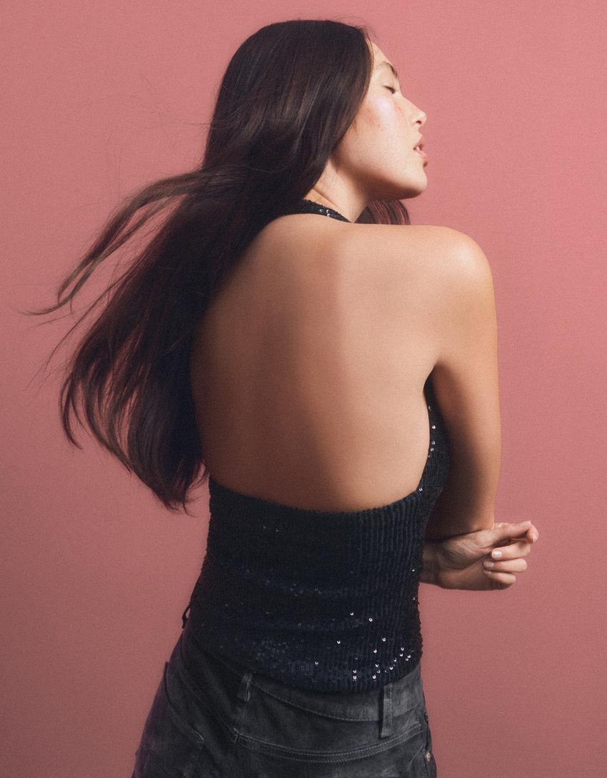 Draped halter neck top with sequins