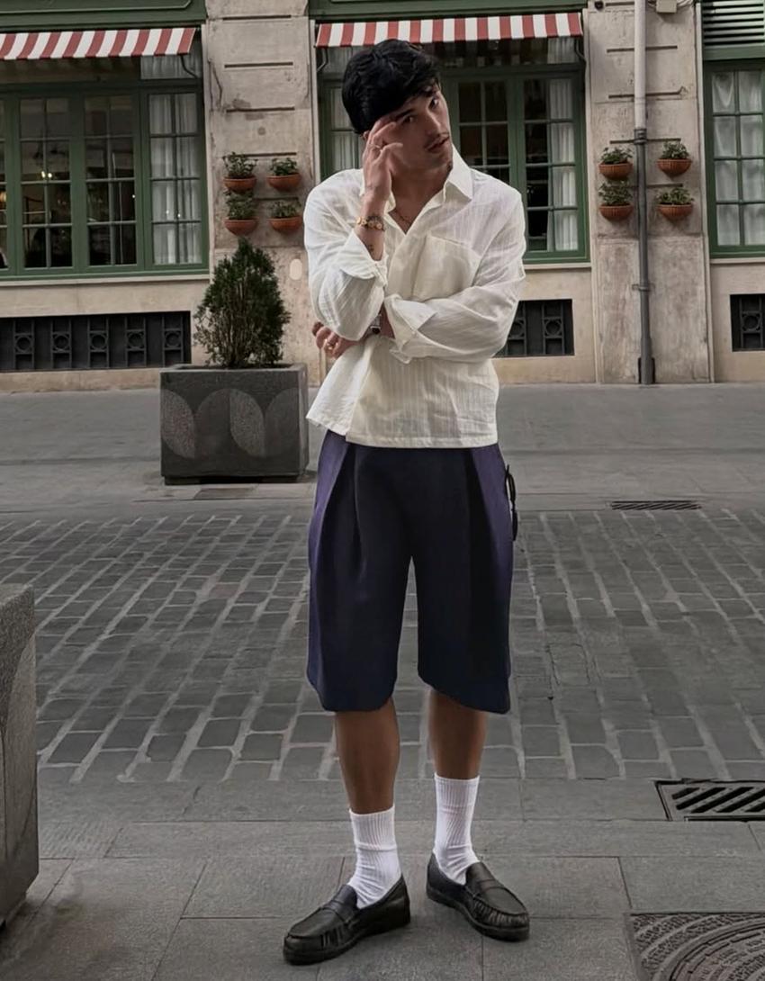 Baggy Bermuda shorts-Dark blue