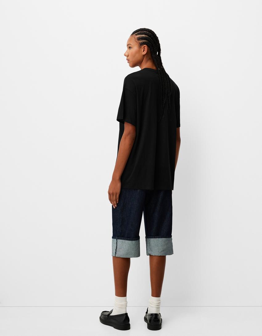 Oversize, rövid ujjú, Bolondos dallamok póló-Fekete