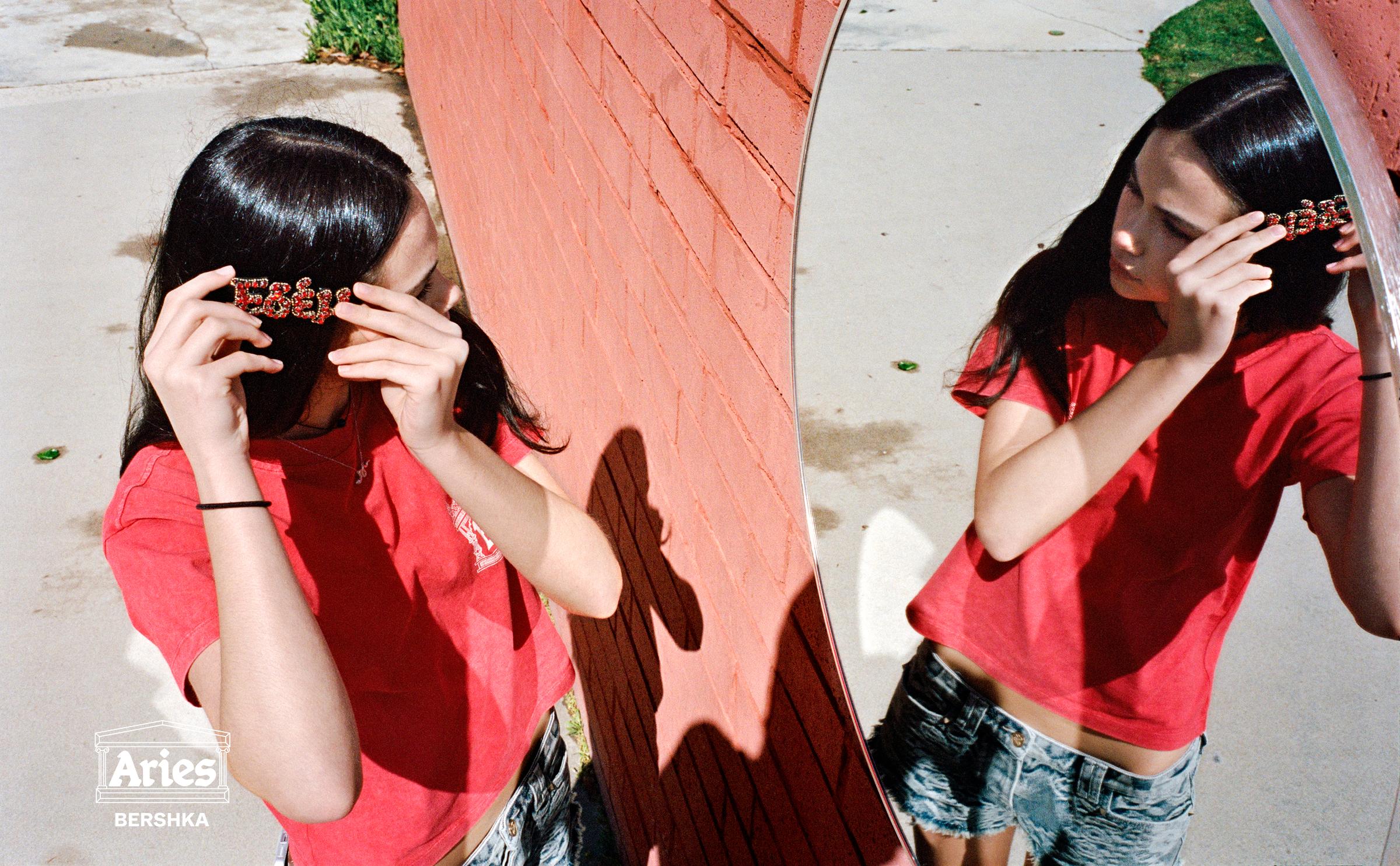 Regular fit T-shirt ARIES x BERSHKA — Red