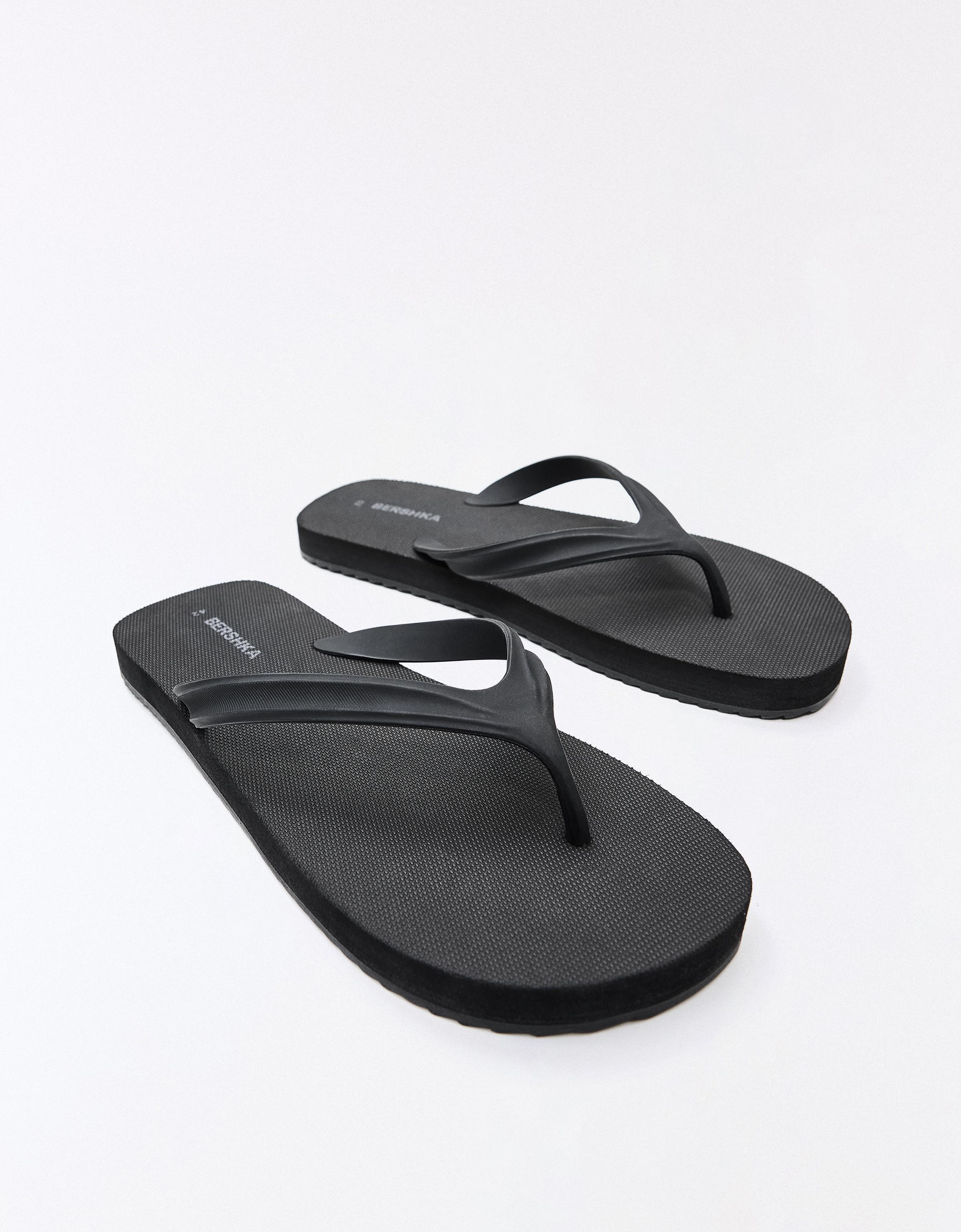 BASIC THONG SANDALS — BLACK
