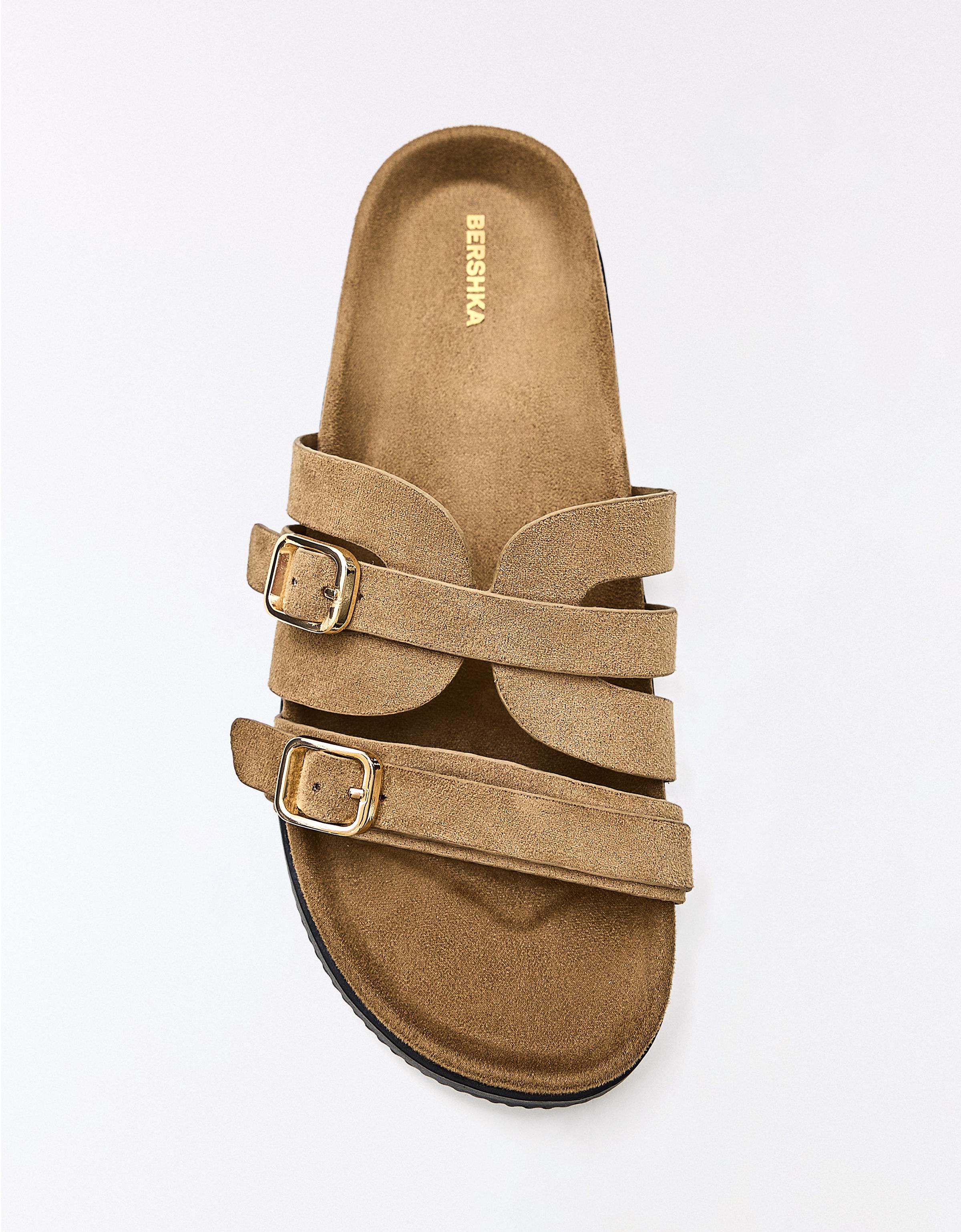 Buckle detail flat slider sandals — Tan