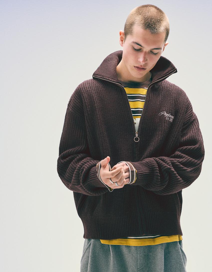 Embroidered zip-up jacket-Brown