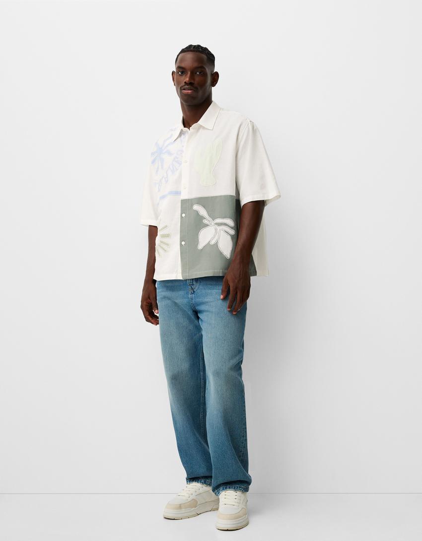 Camisa de manga curta boxy bordada-Branco-3