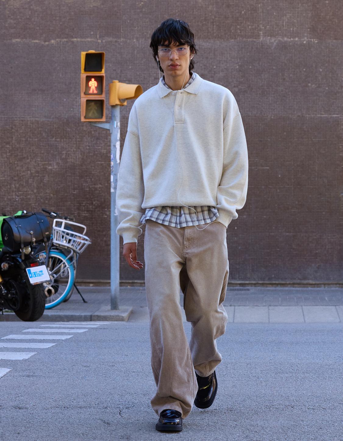 Super baggy corduroy trousers