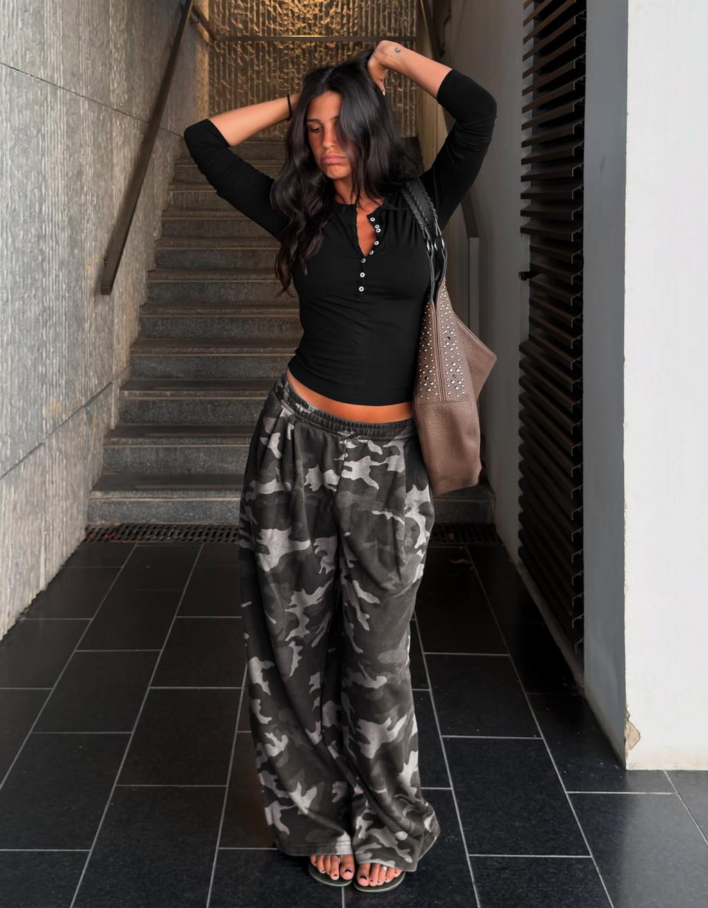 Printed plush trousers